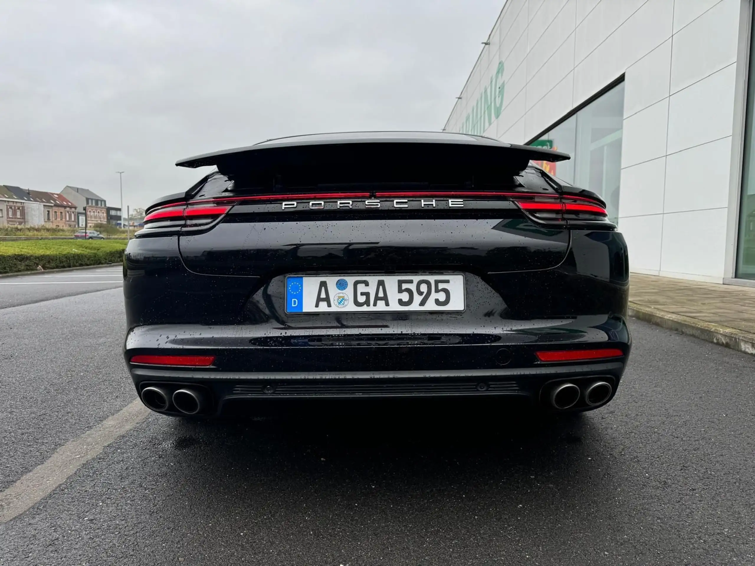 Porsche - Panamera