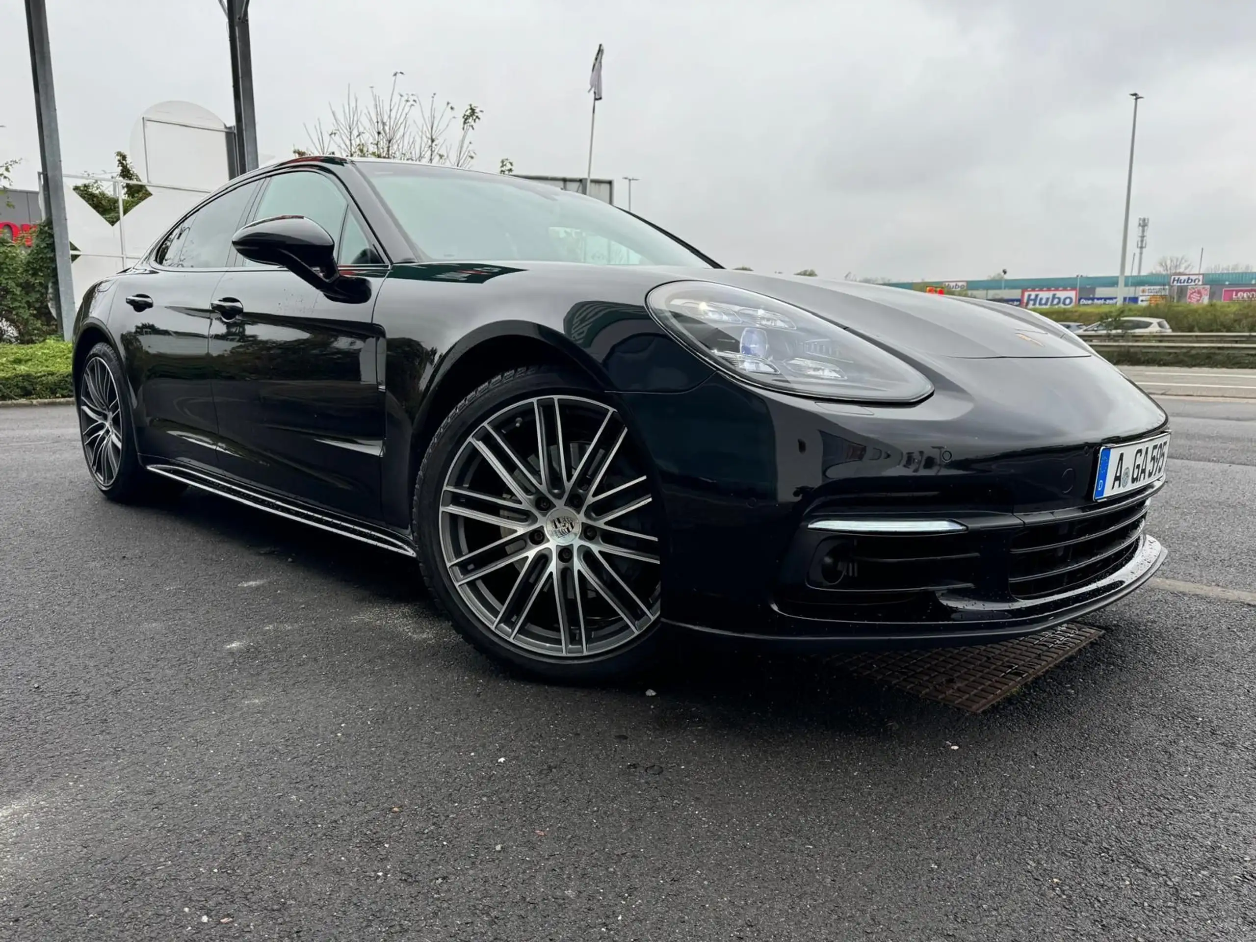 Porsche - Panamera