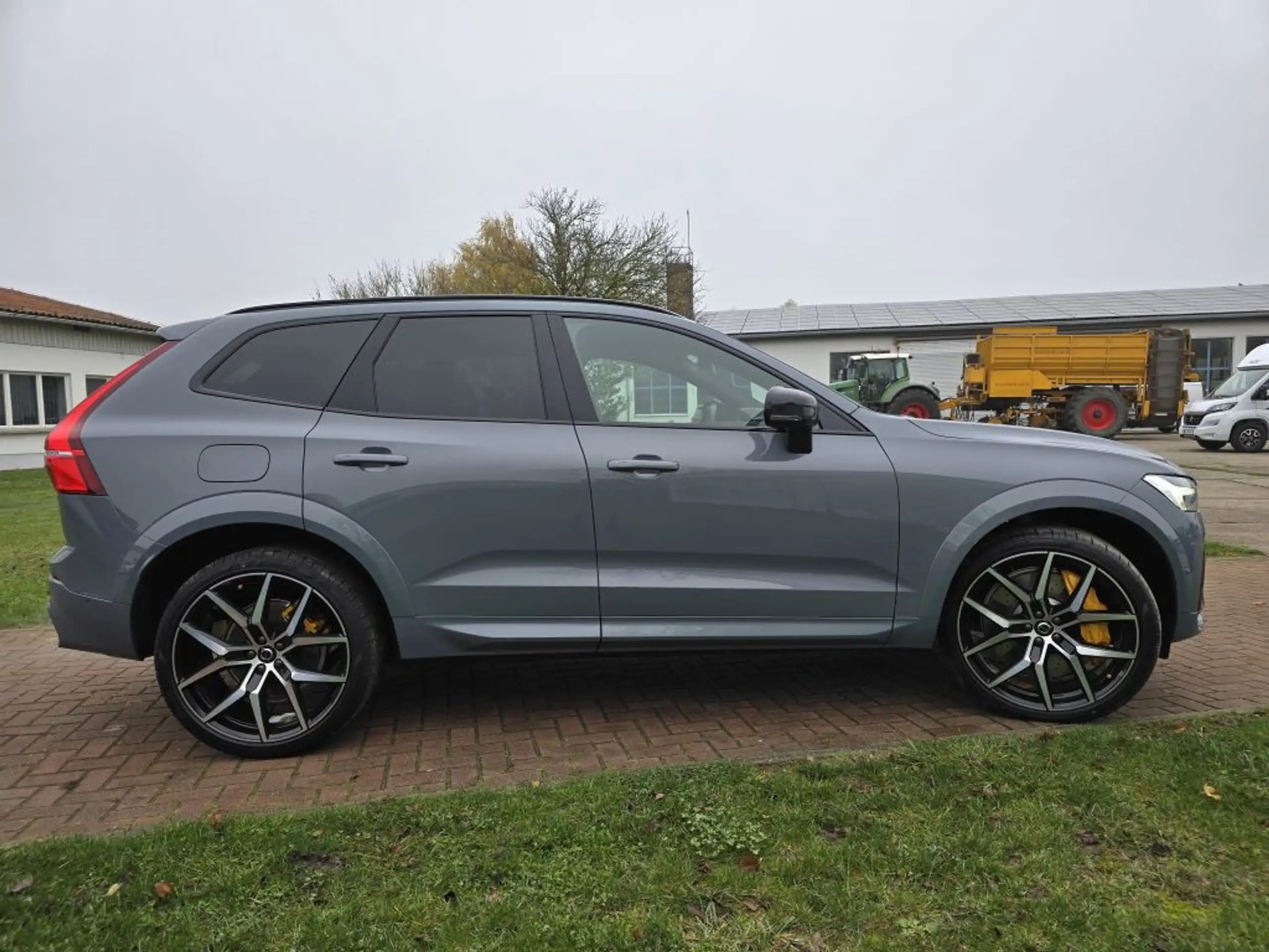 Volvo - XC60