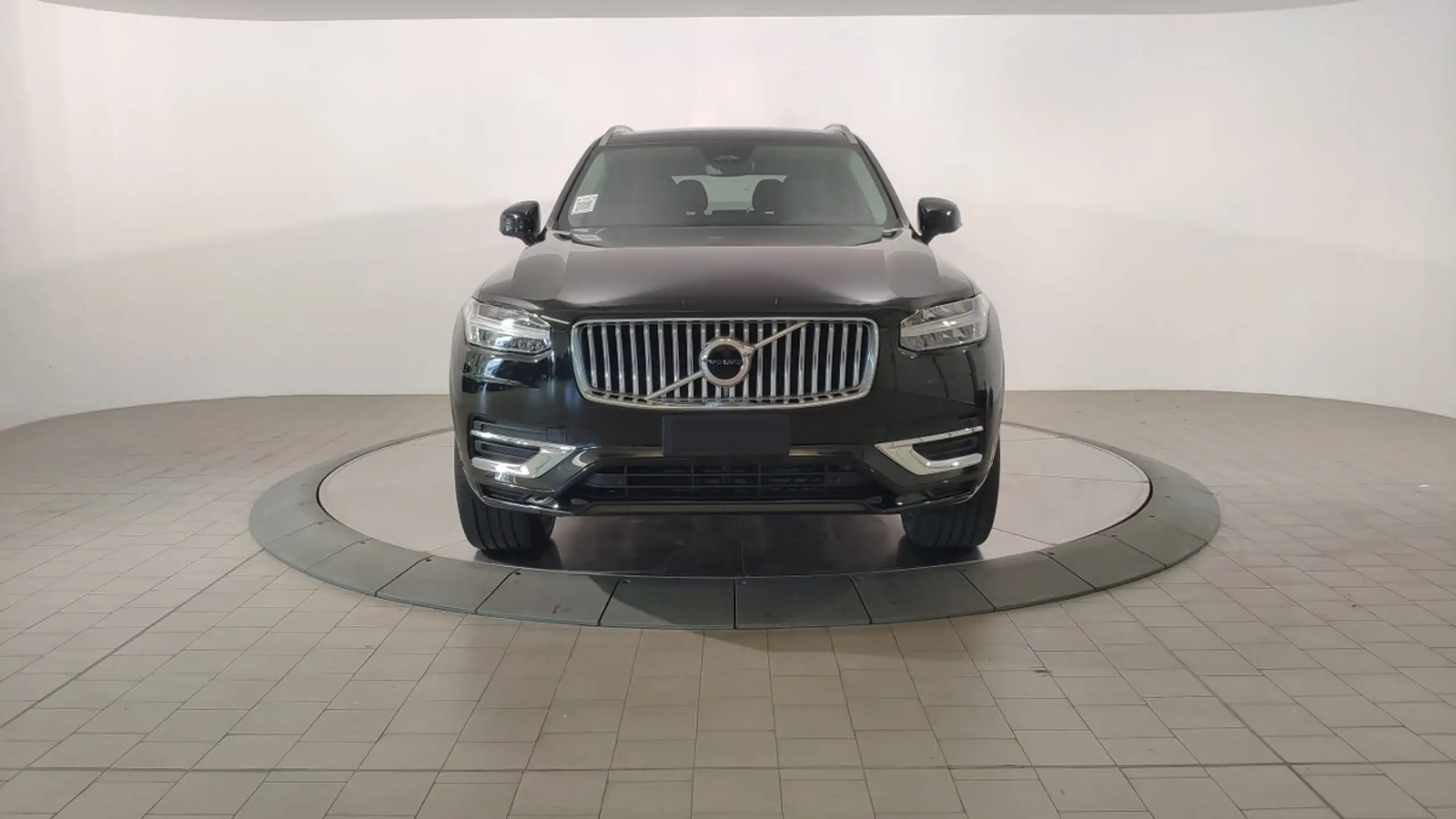 Volvo - XC90