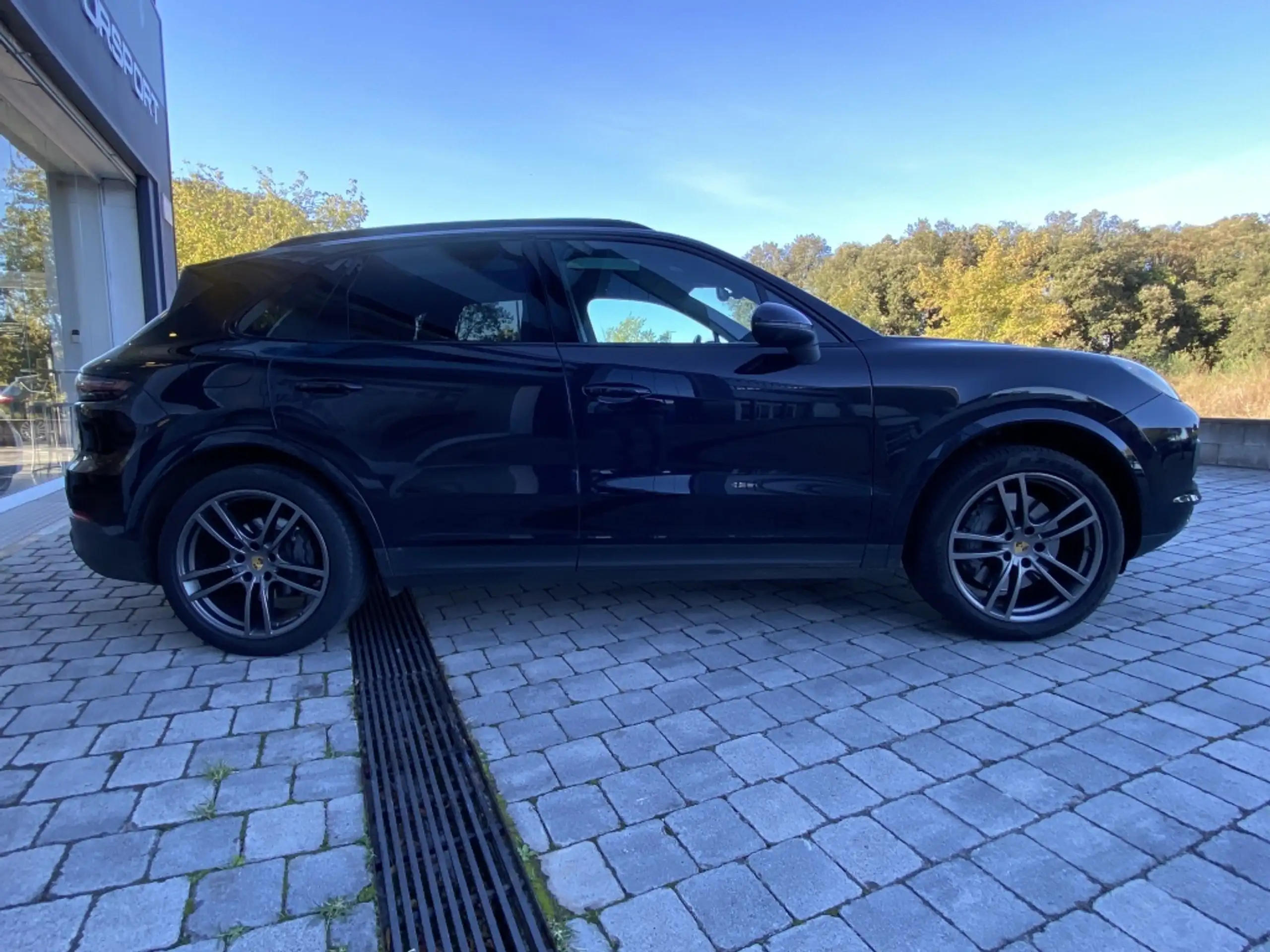 Porsche - Cayenne