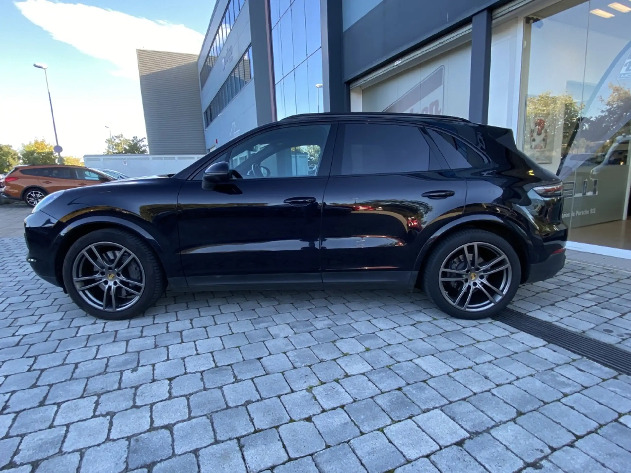 Porsche - Cayenne