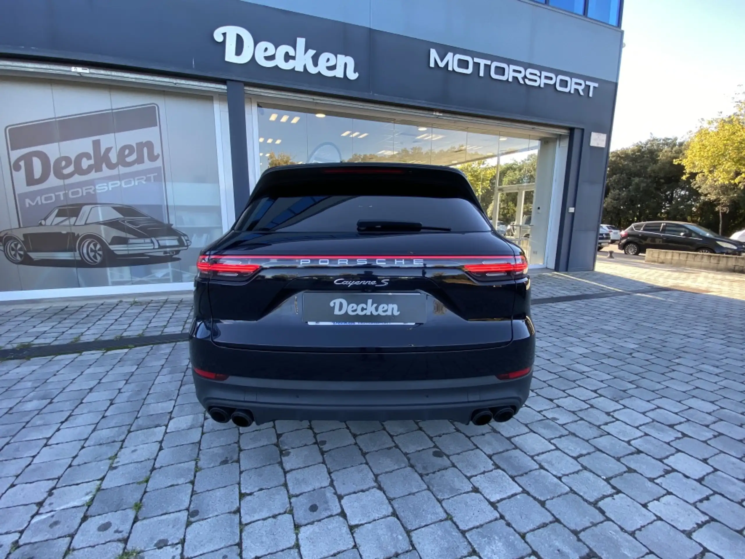 Porsche - Cayenne