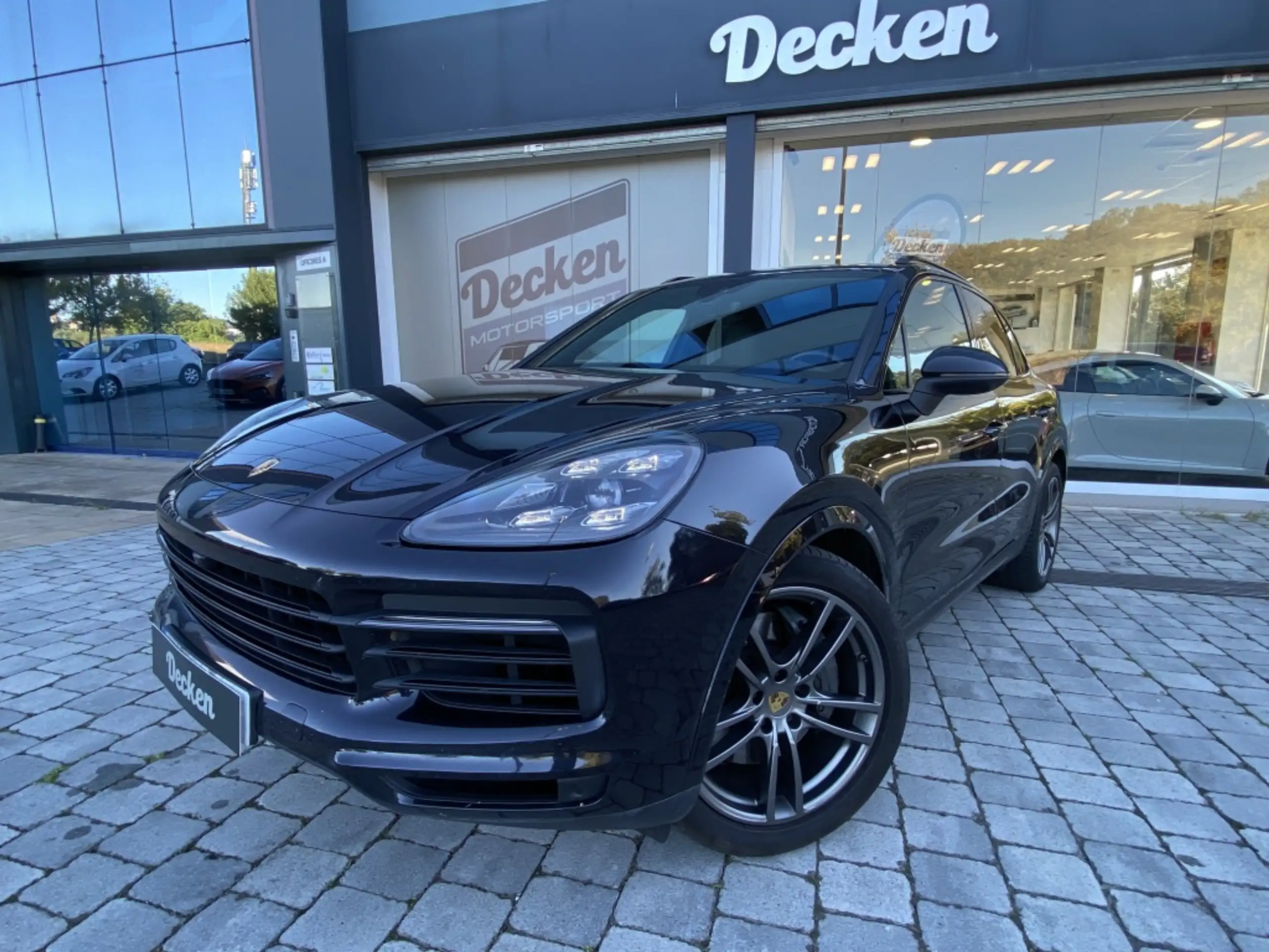 Porsche - Cayenne