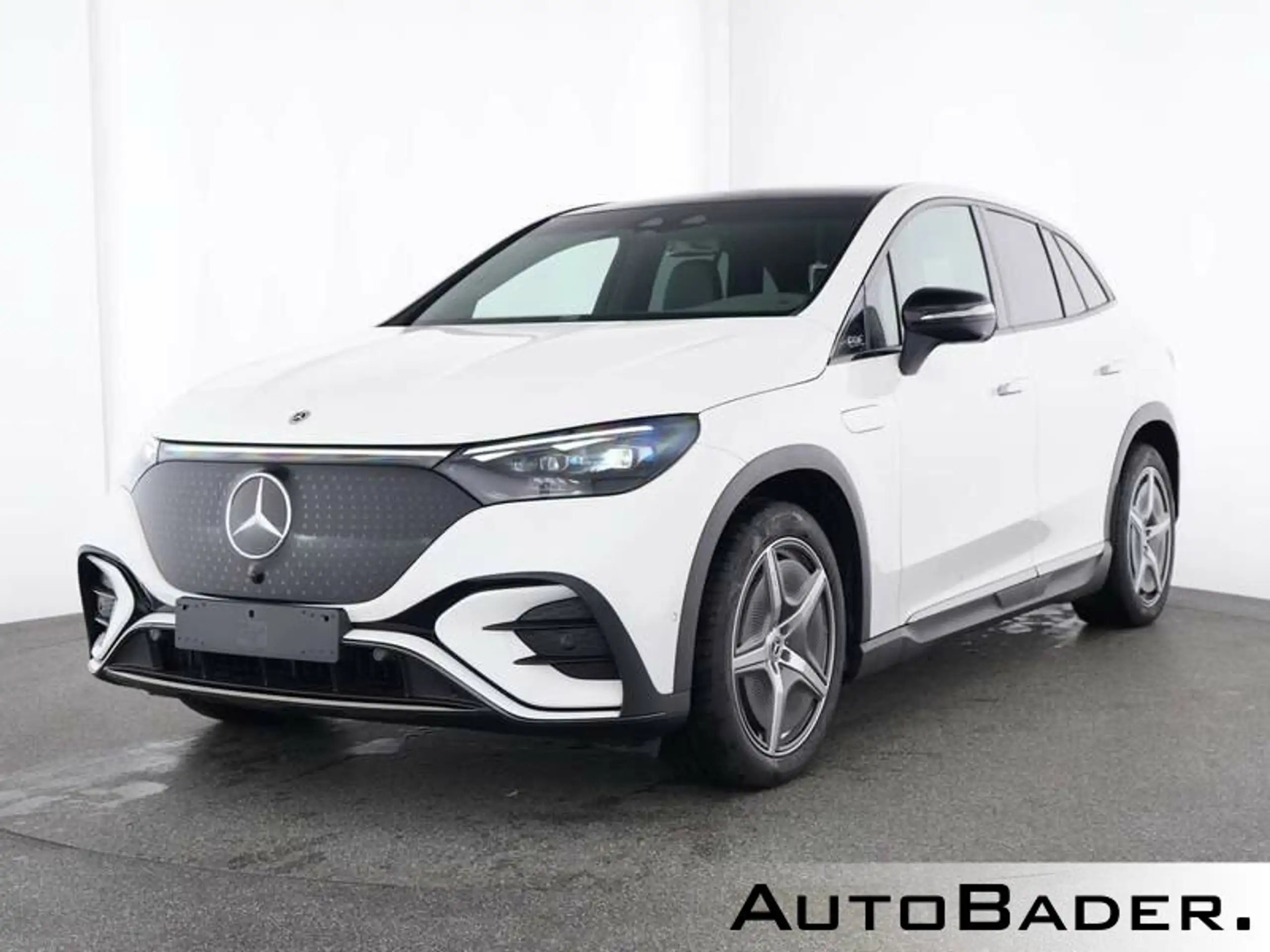 Mercedes-Benz - EQE SUV