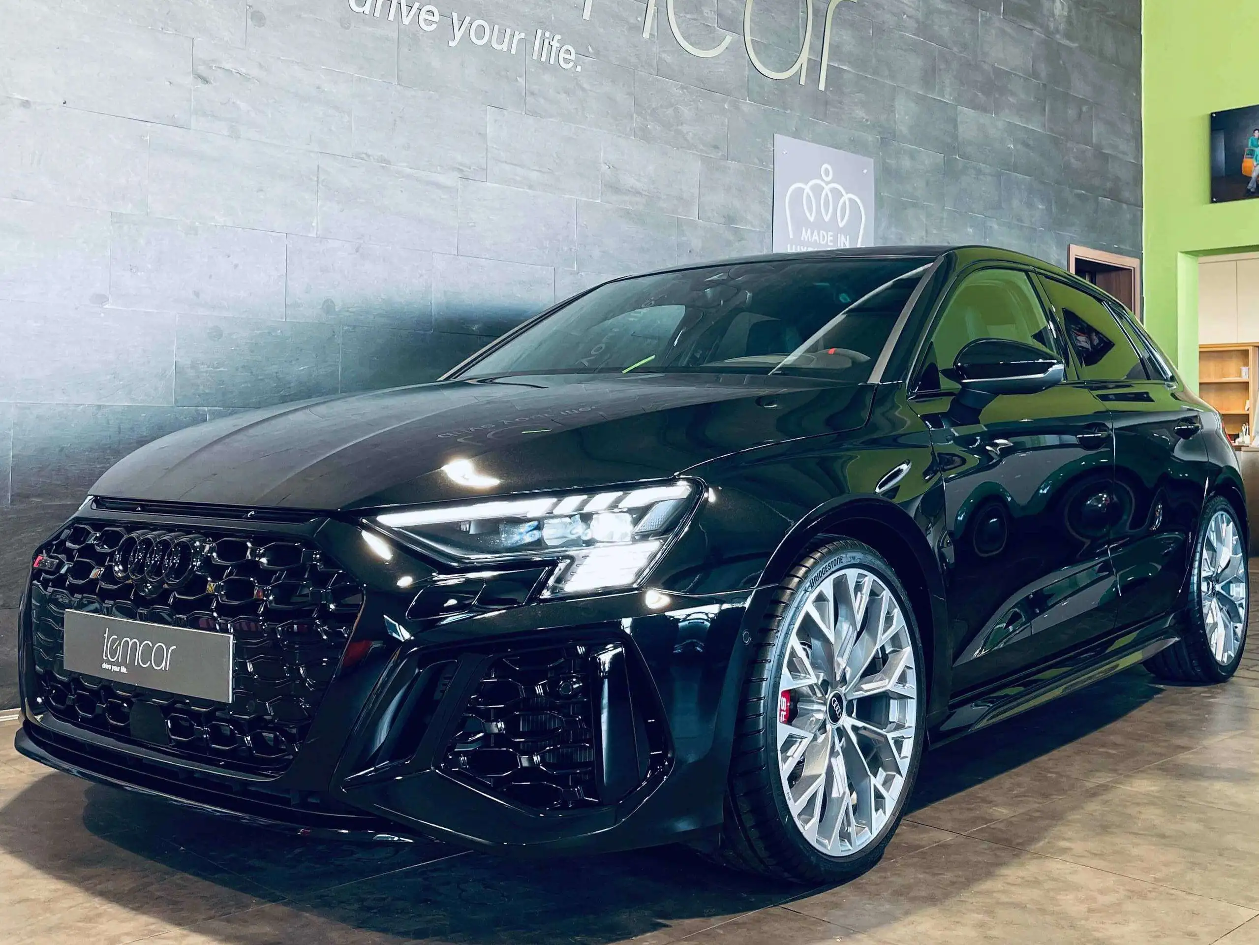 Audi - RS3