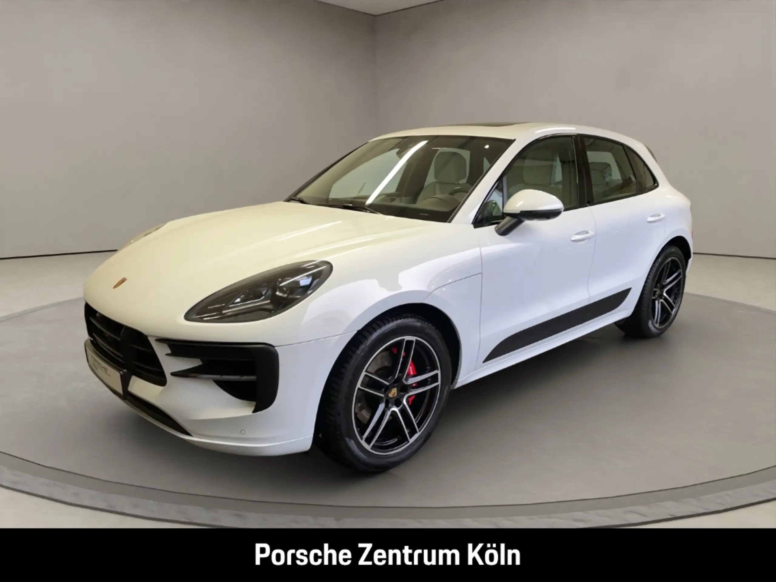 Porsche - Macan