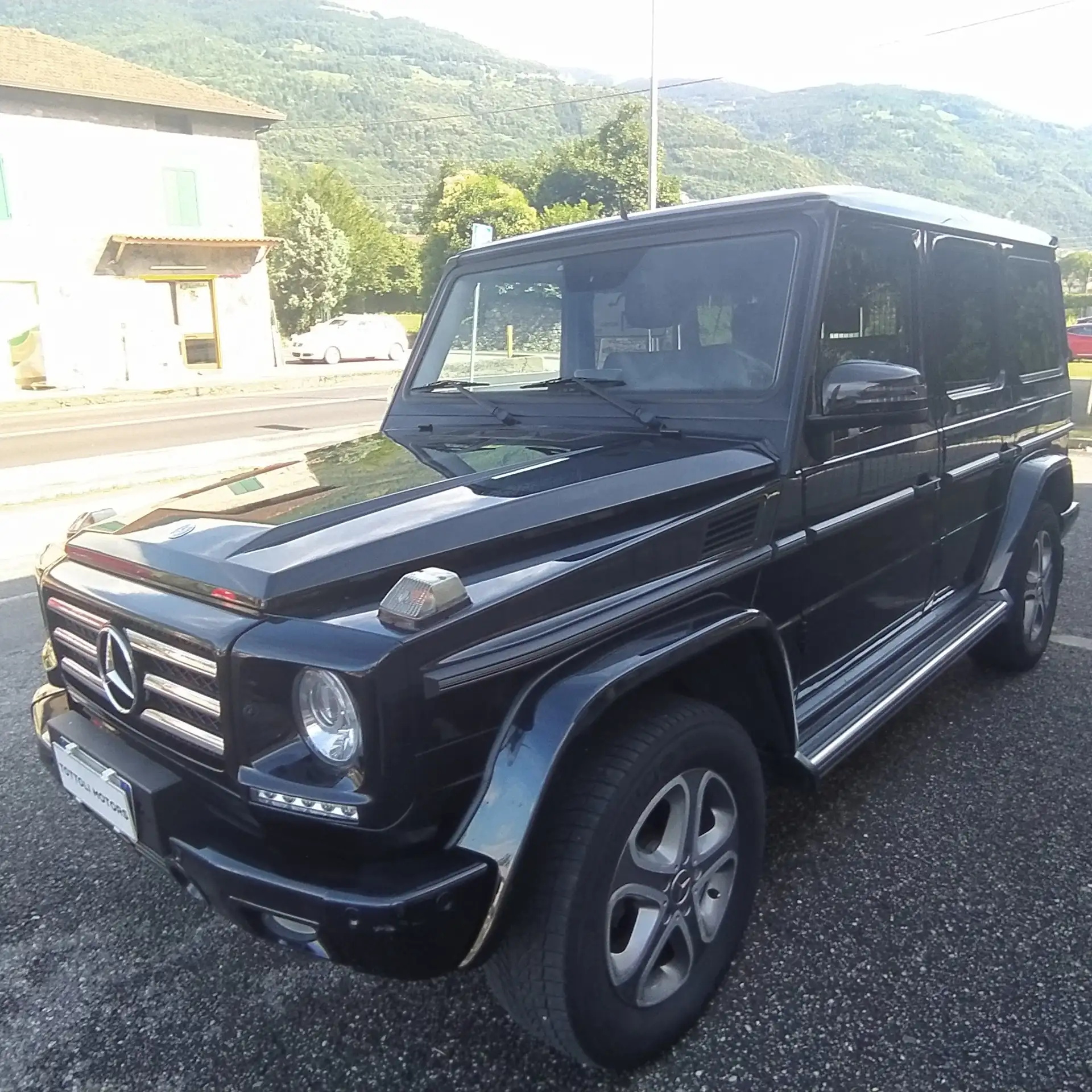 Mercedes-Benz - G 350