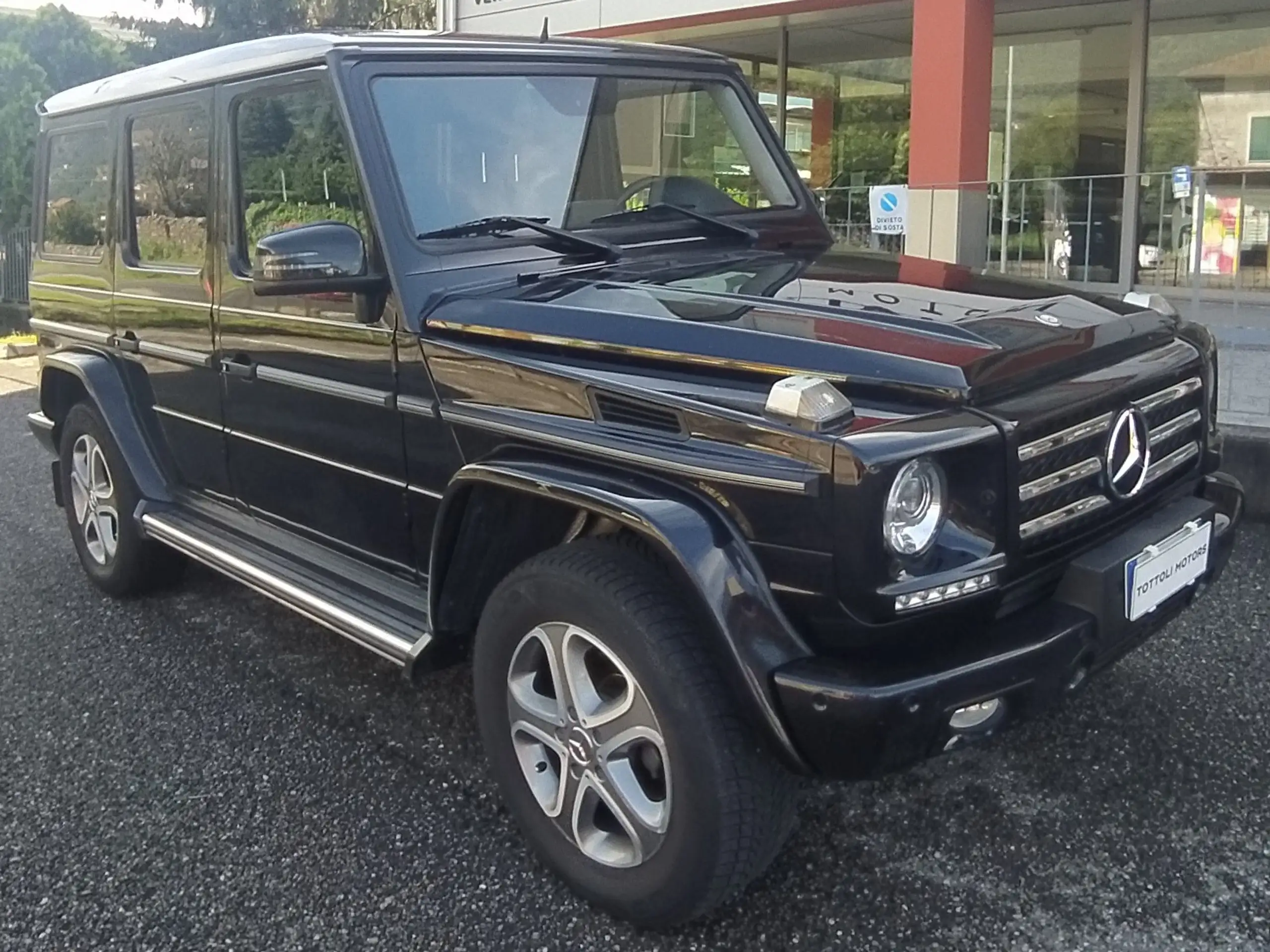 Mercedes-Benz - G 350