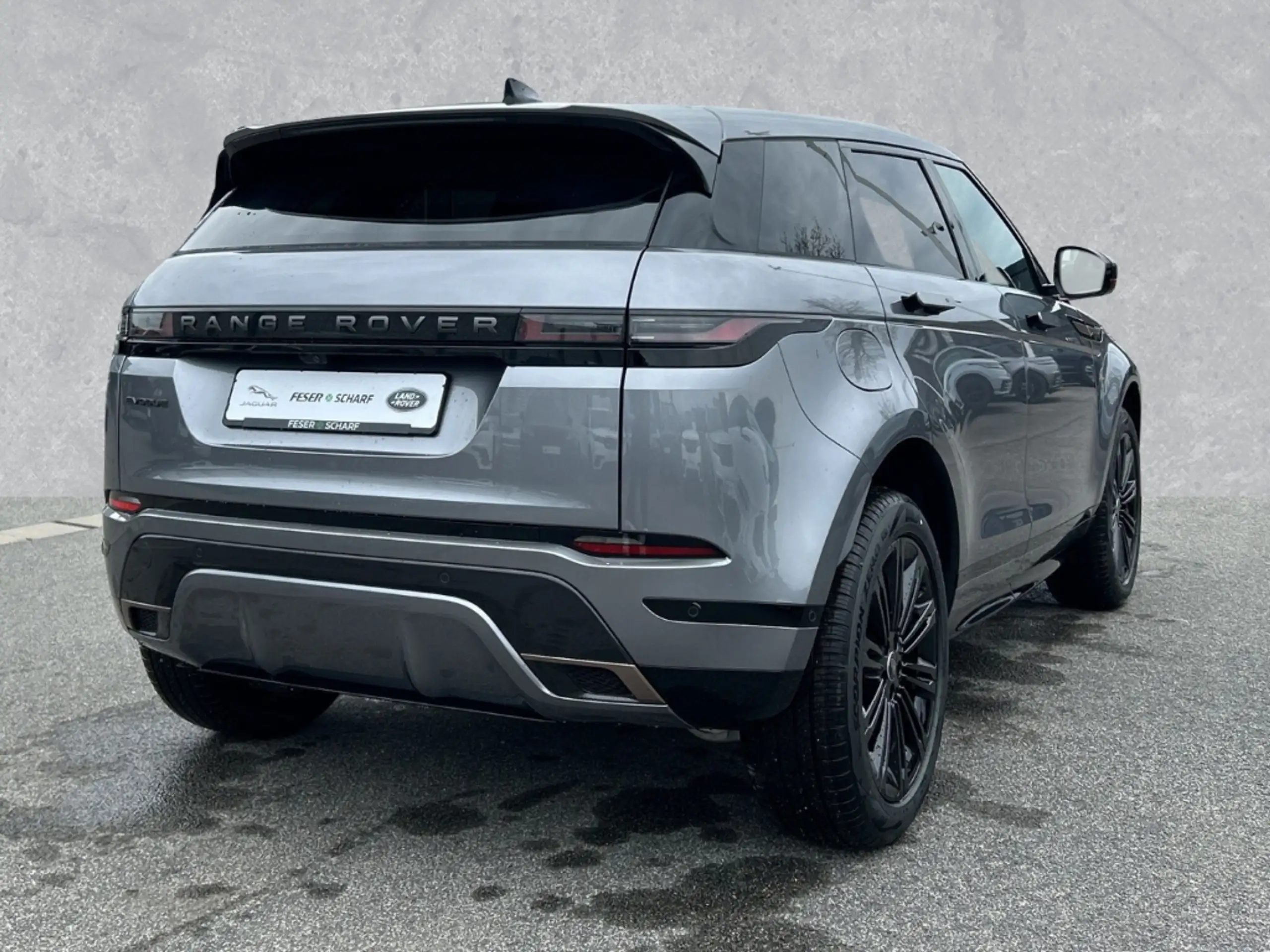 Land Rover - Range Rover Evoque