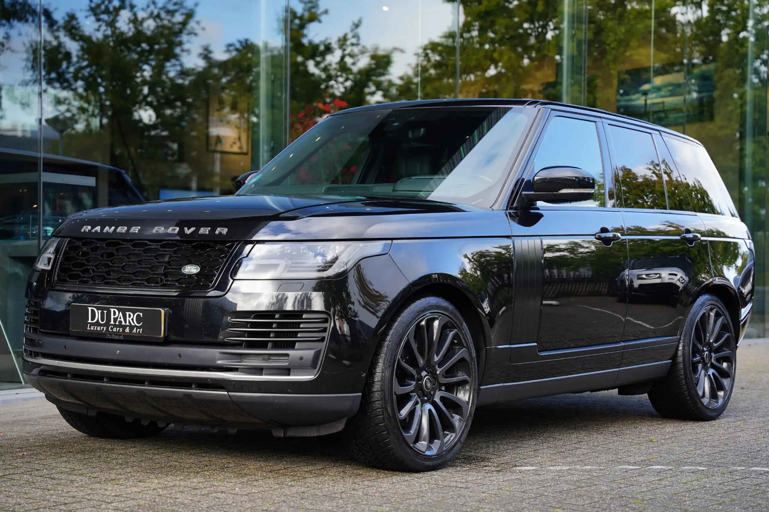 Land Rover - Range Rover