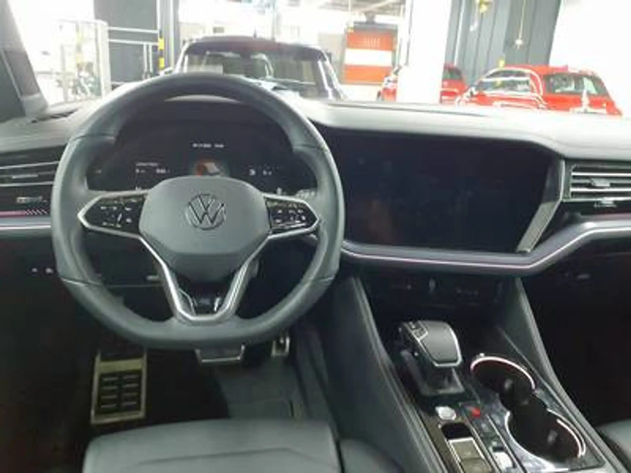 Volkswagen - Touareg