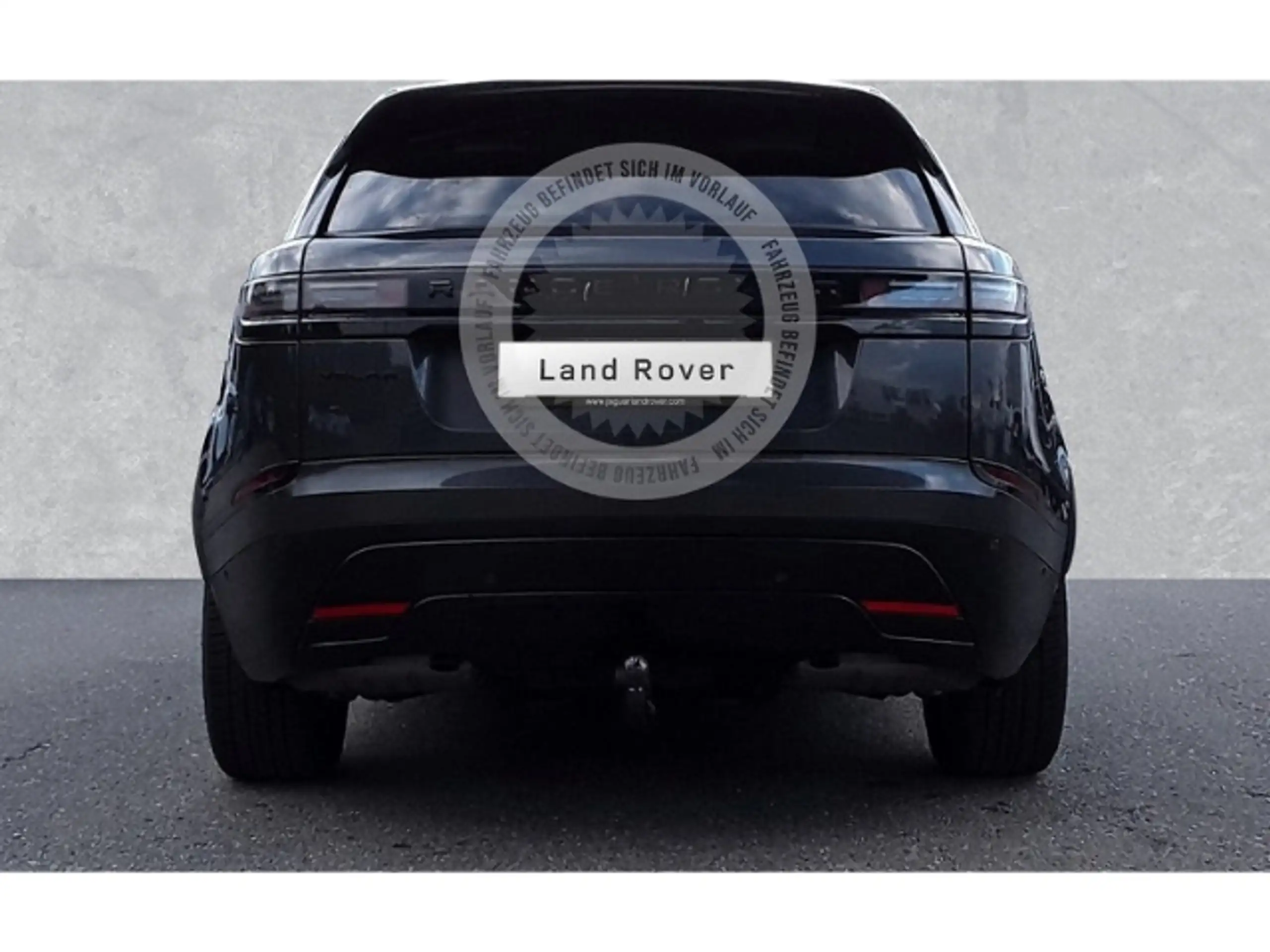 Land Rover - Range Rover Velar