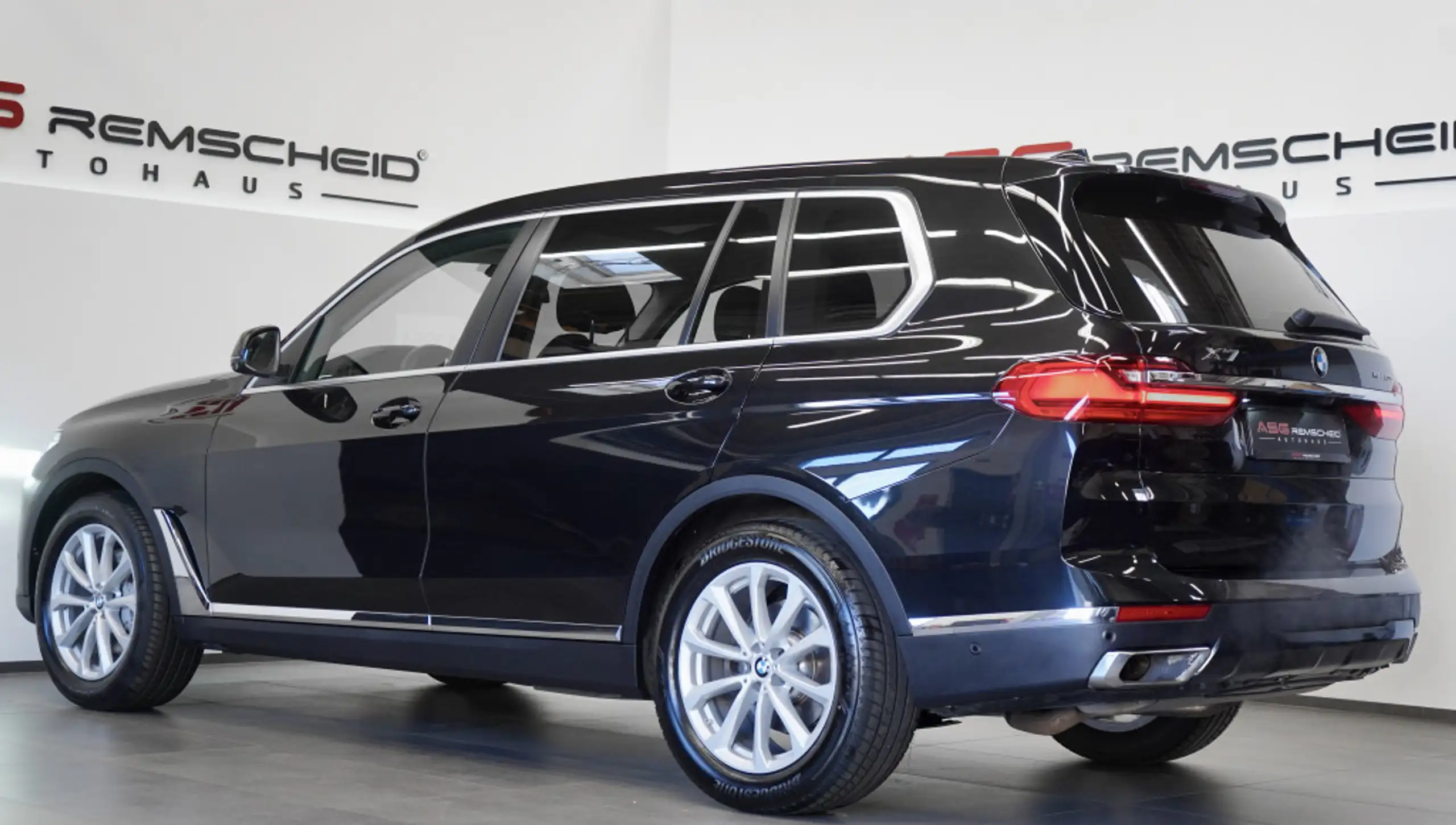 BMW - X7