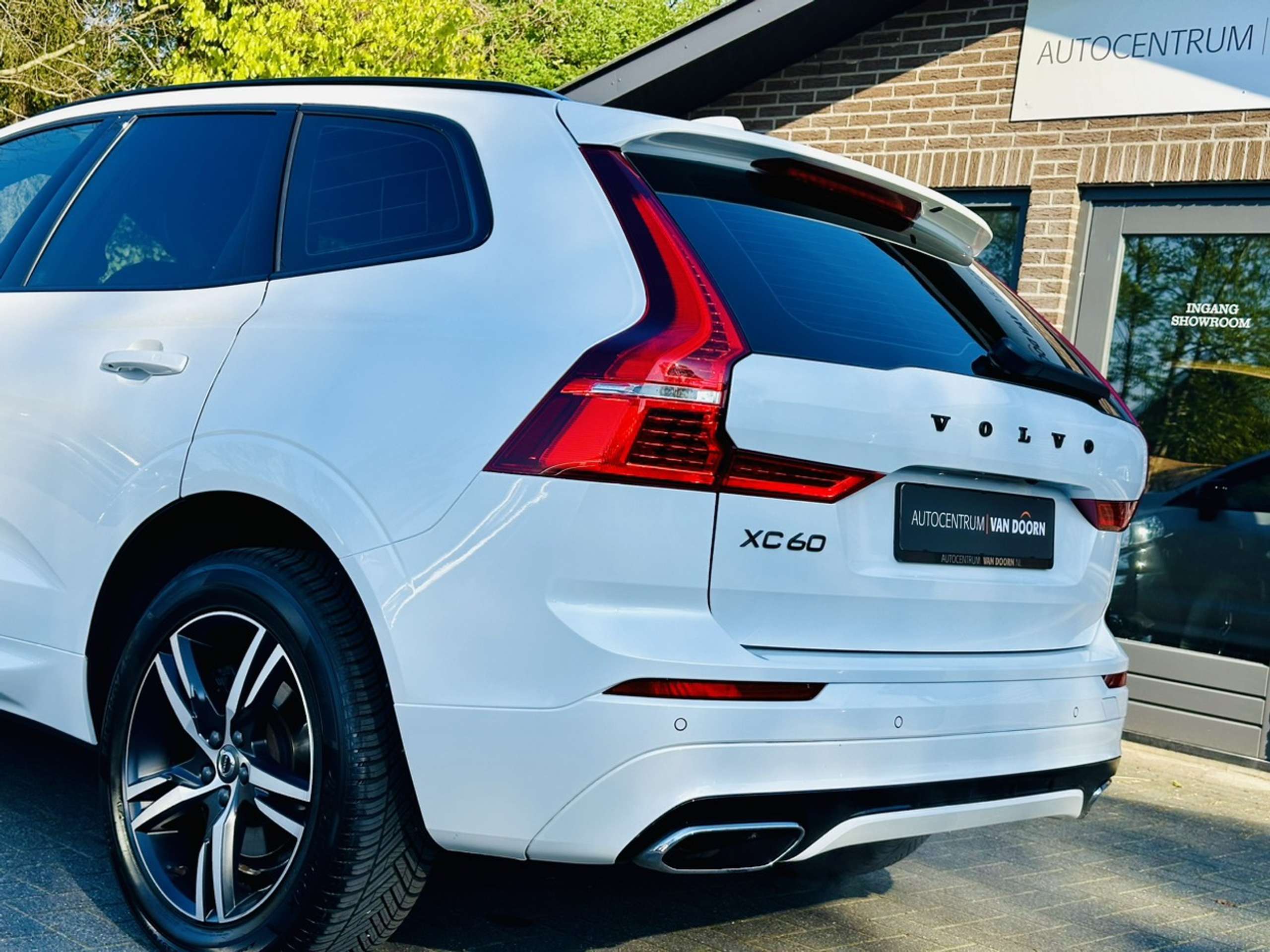 Volvo - XC60