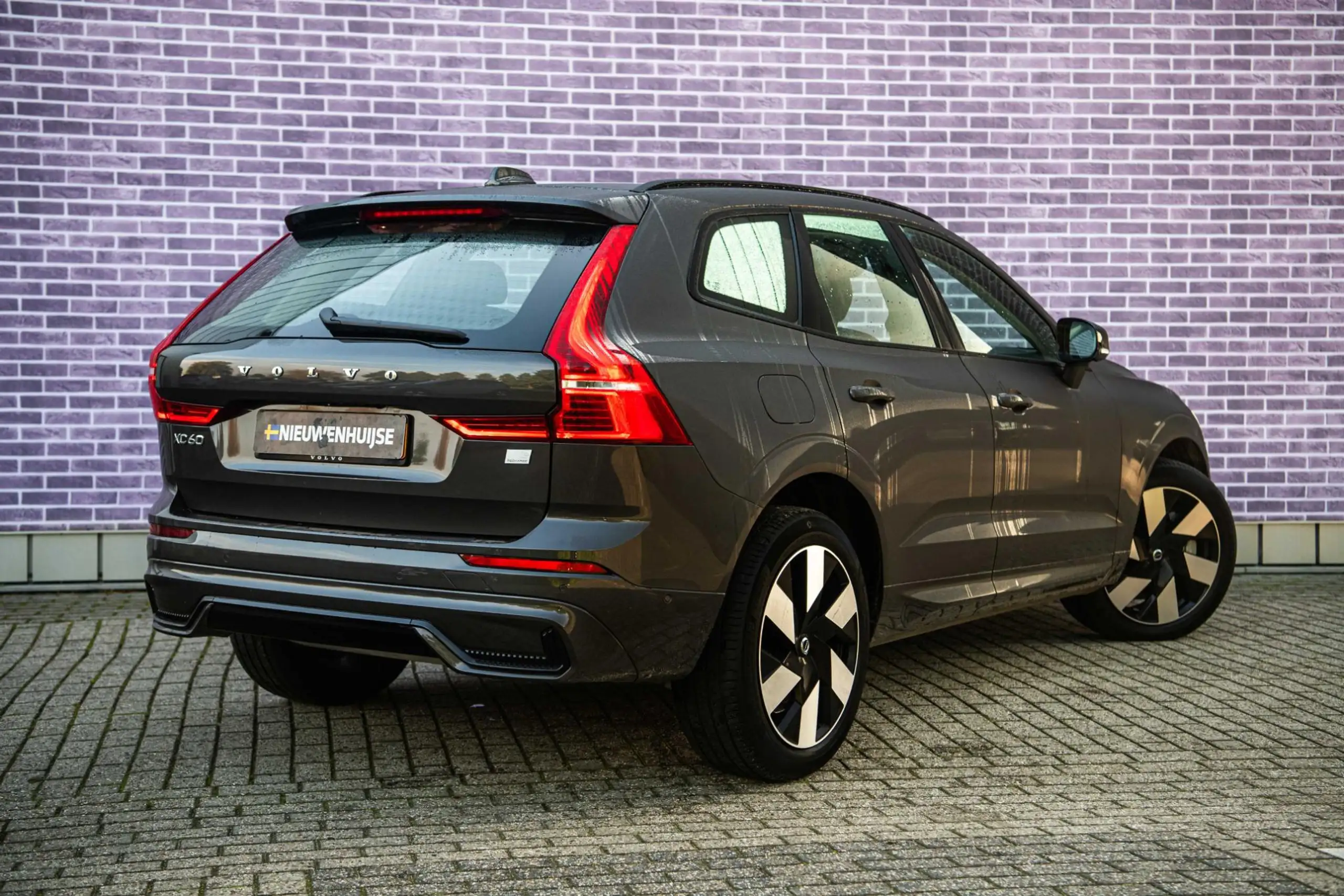 Volvo - XC60