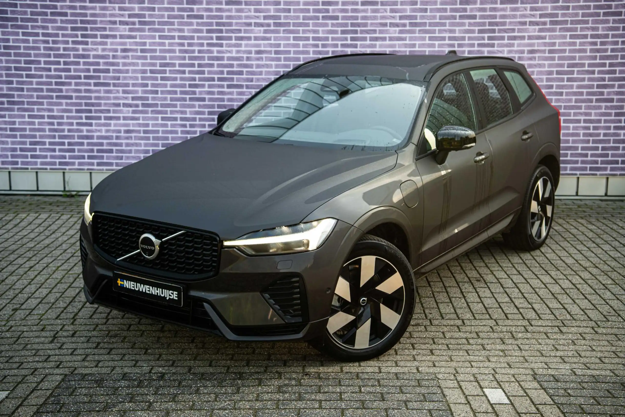 Volvo - XC60