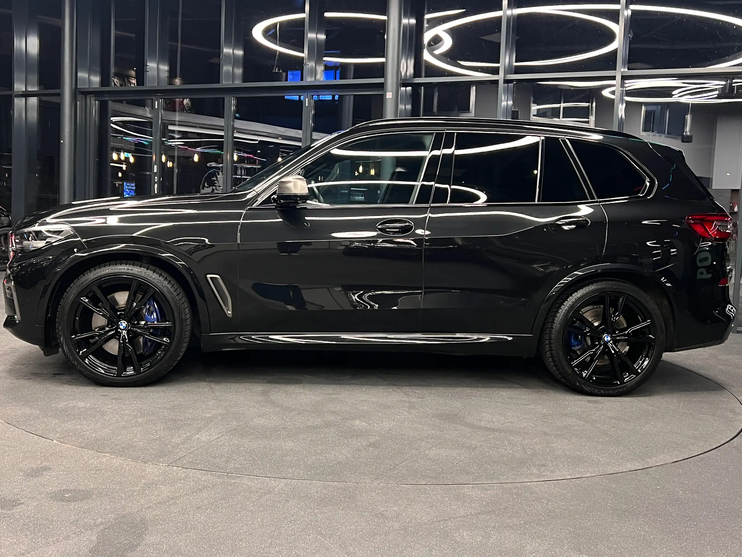 BMW - X5 M