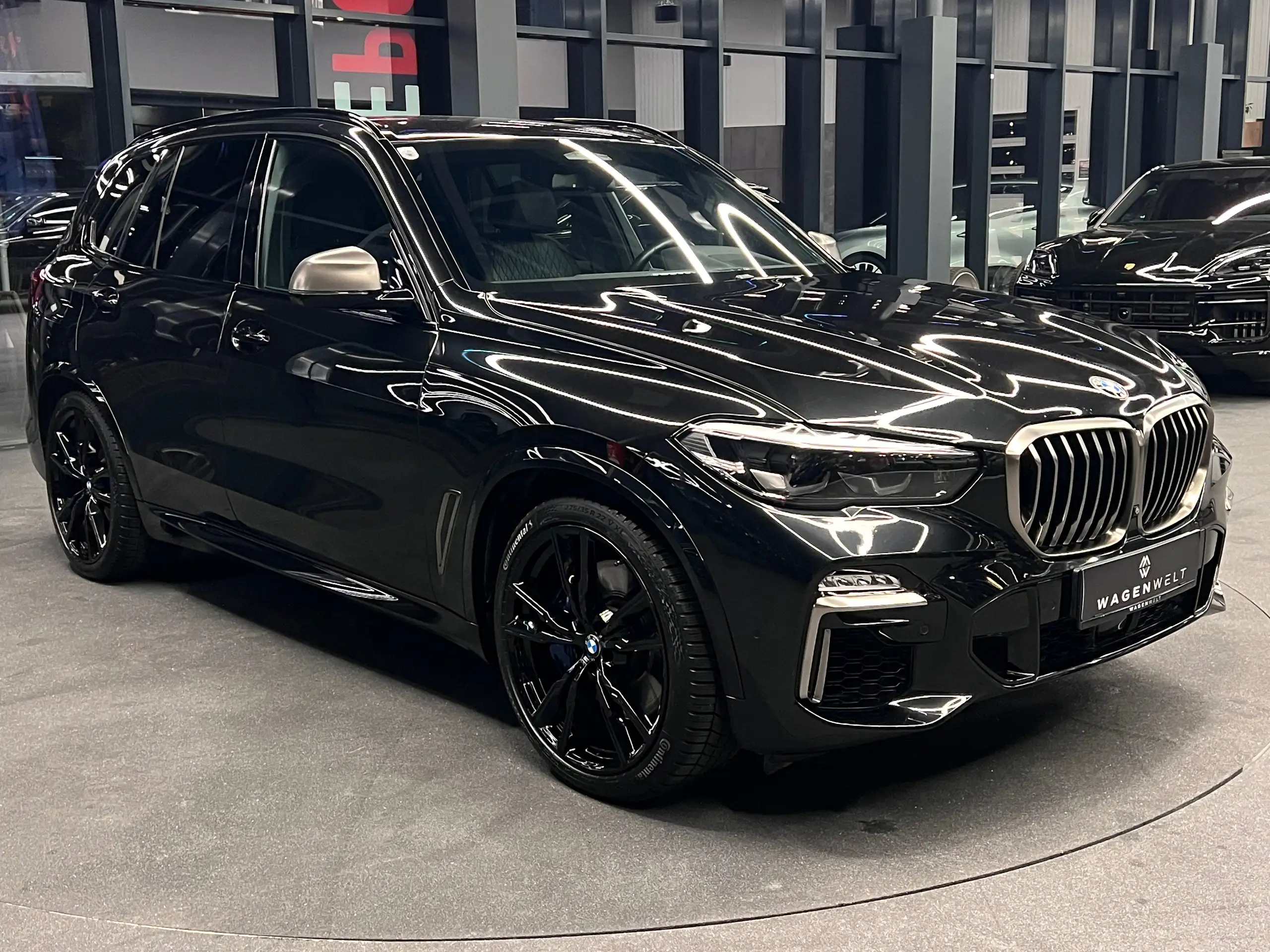 BMW - X5 M