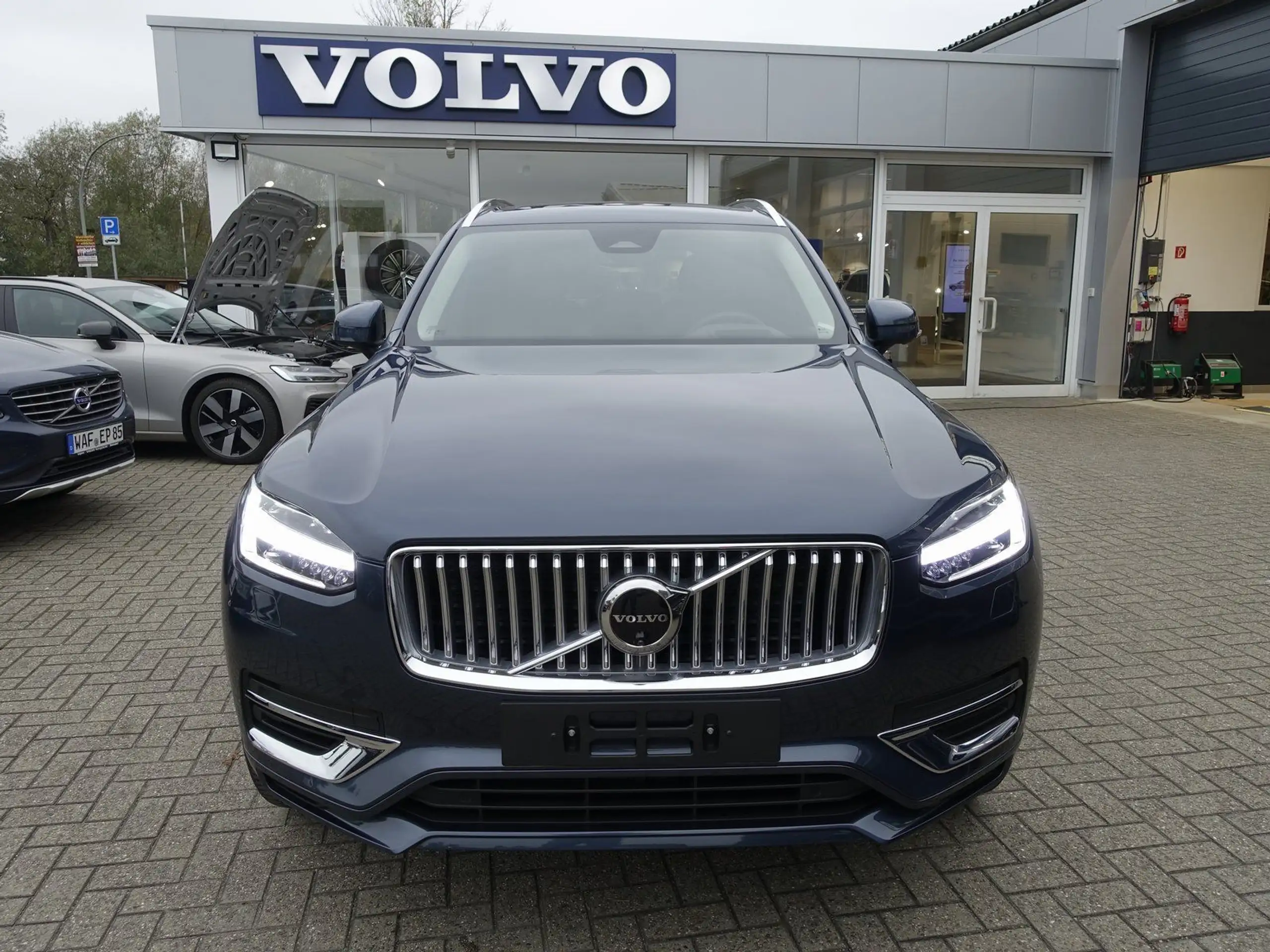 Volvo - XC90