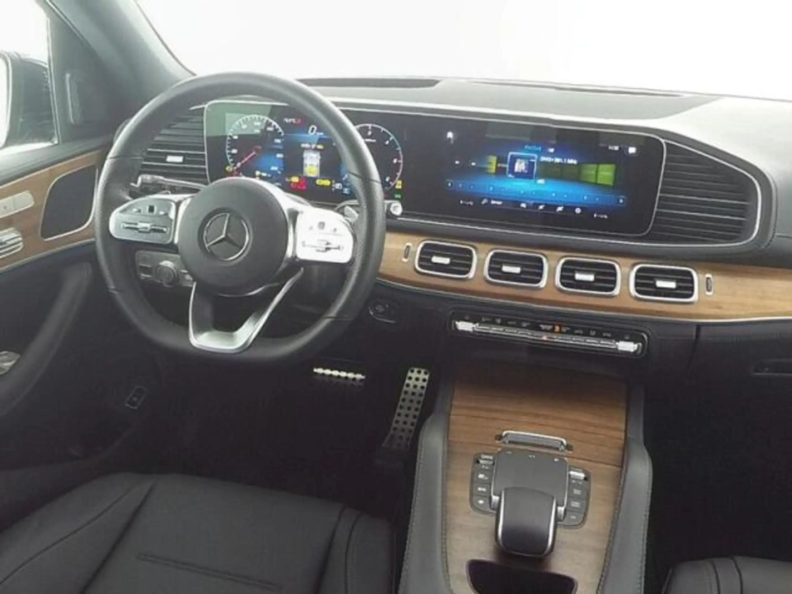 Mercedes-Benz - GLE 300