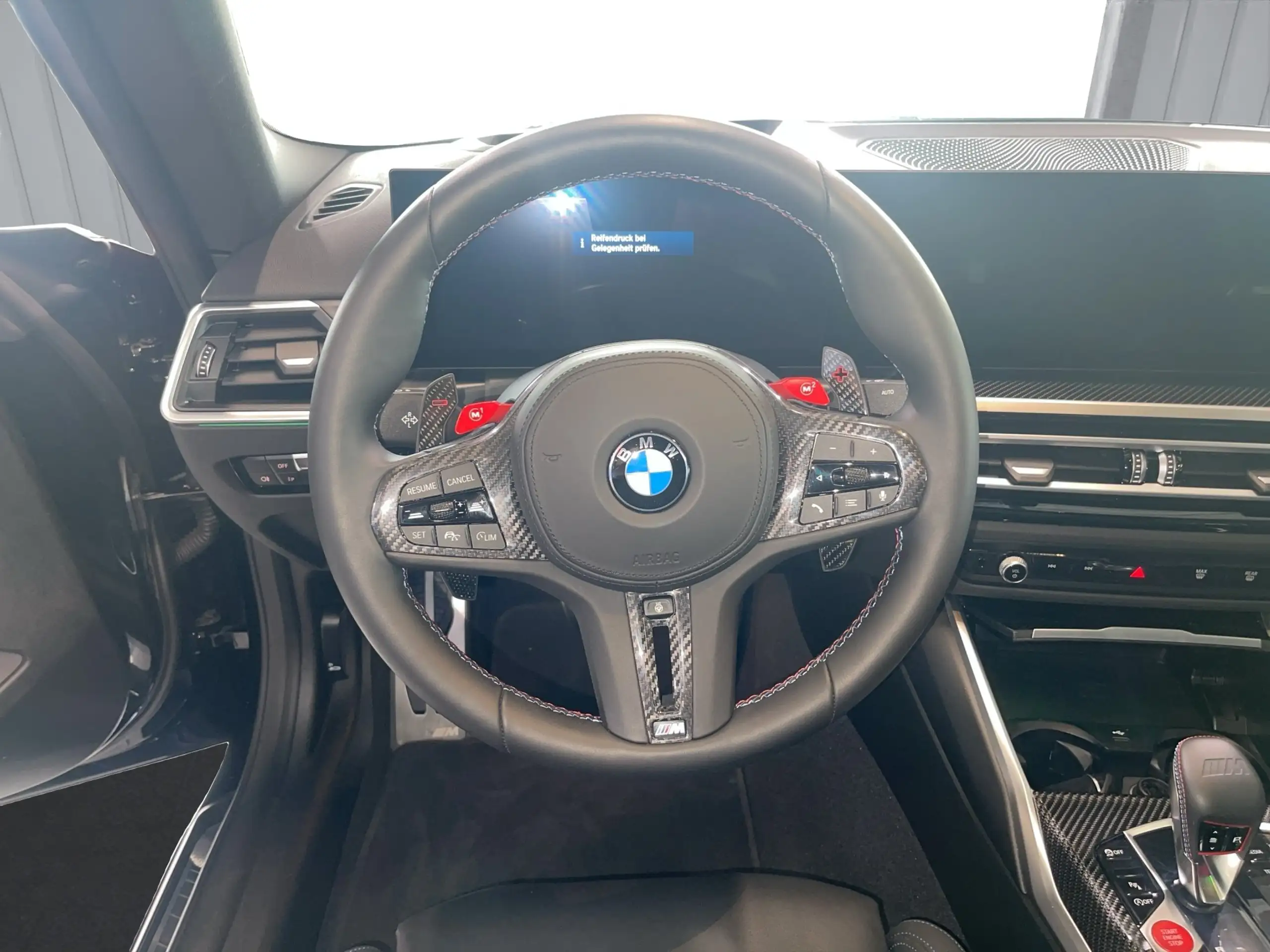 BMW - M2