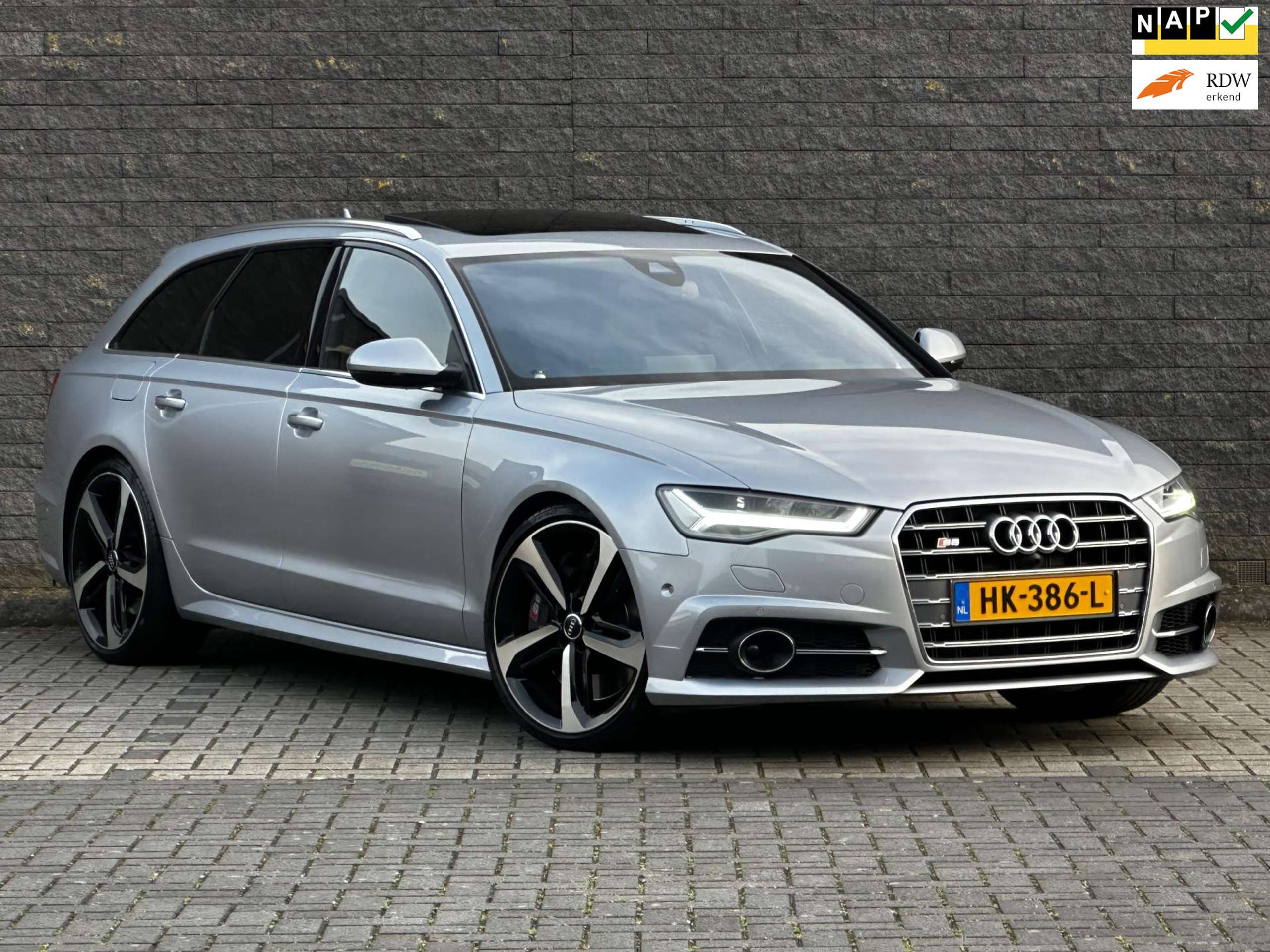 Audi - S6