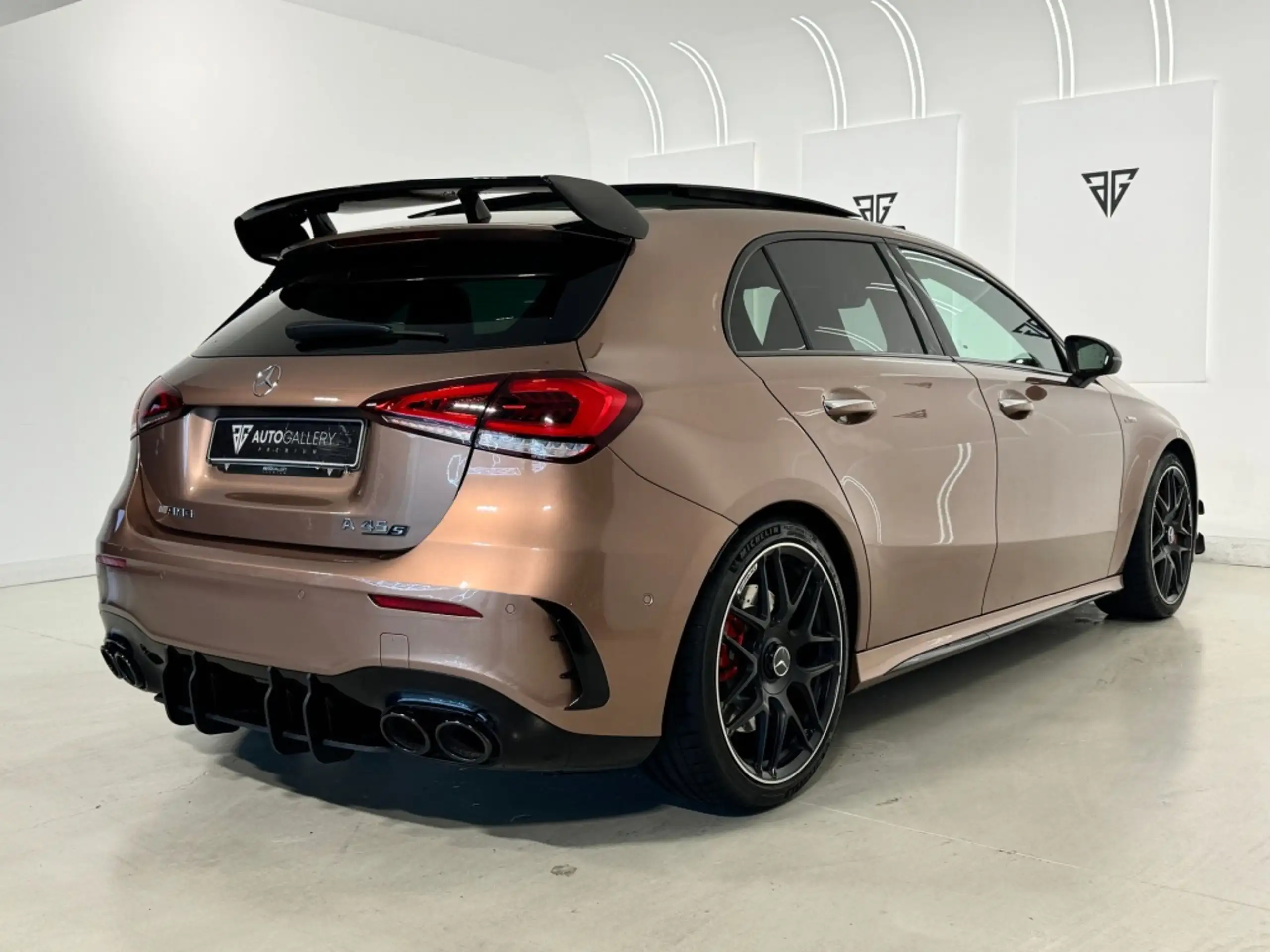 Mercedes-Benz - A 45 AMG