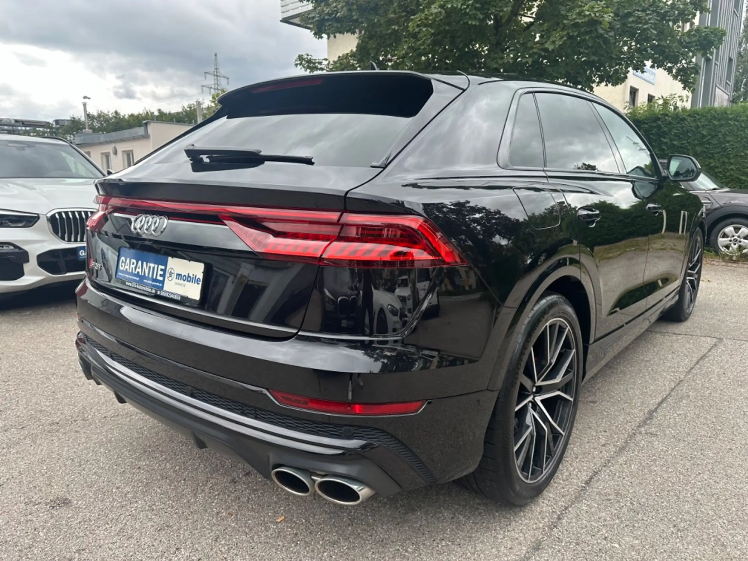 Audi - SQ8