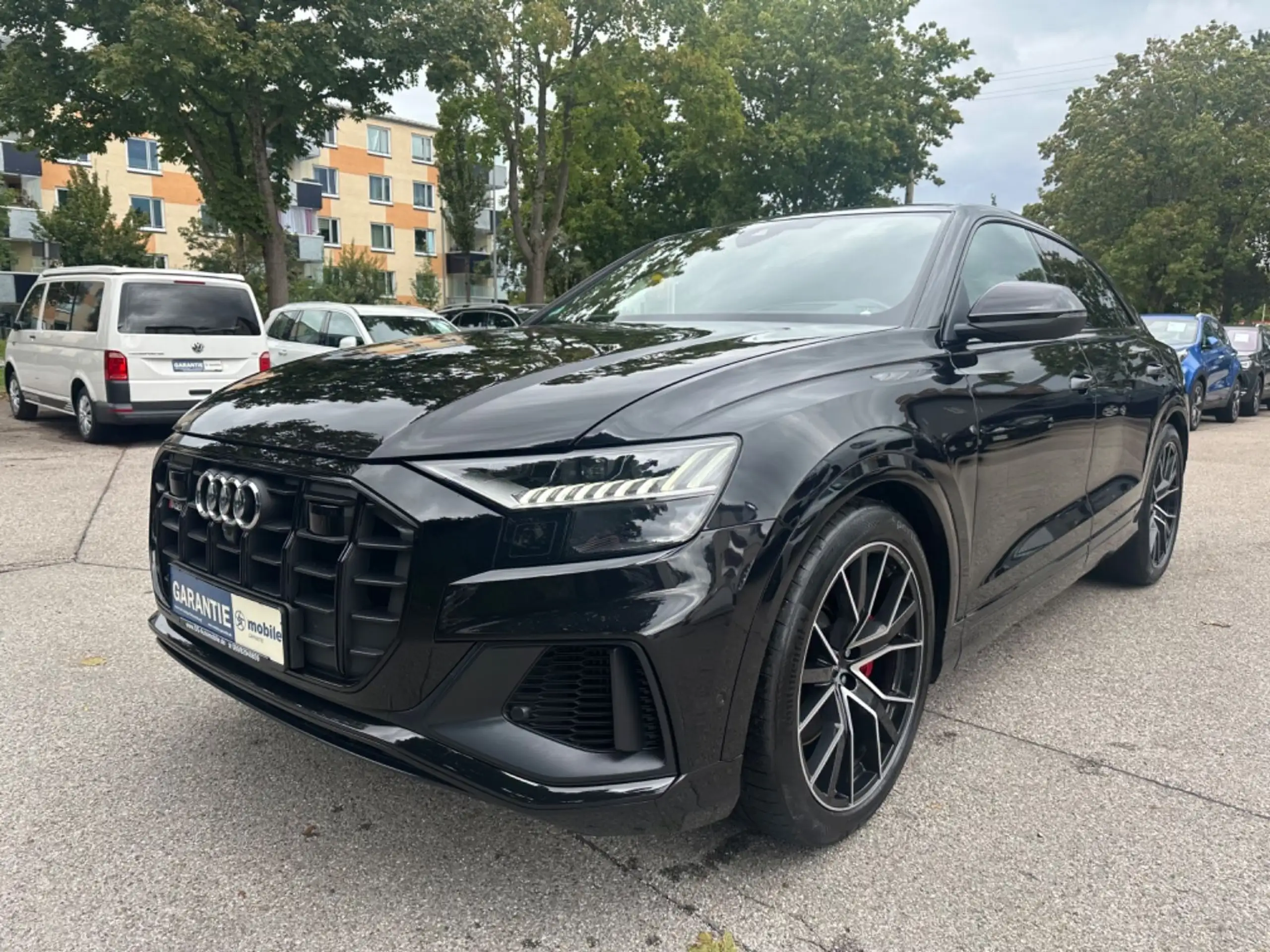 Audi - SQ8