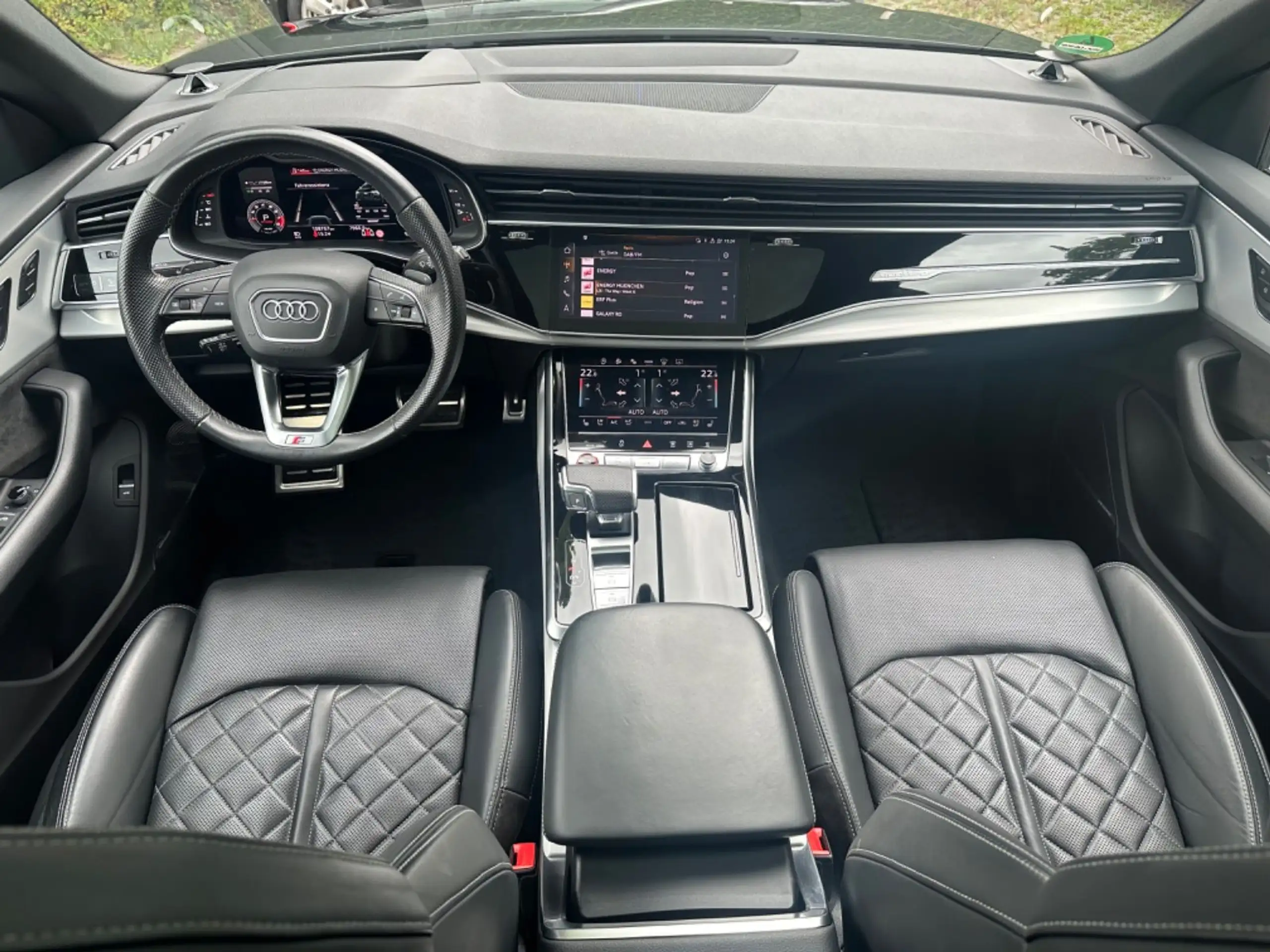 Audi - SQ8