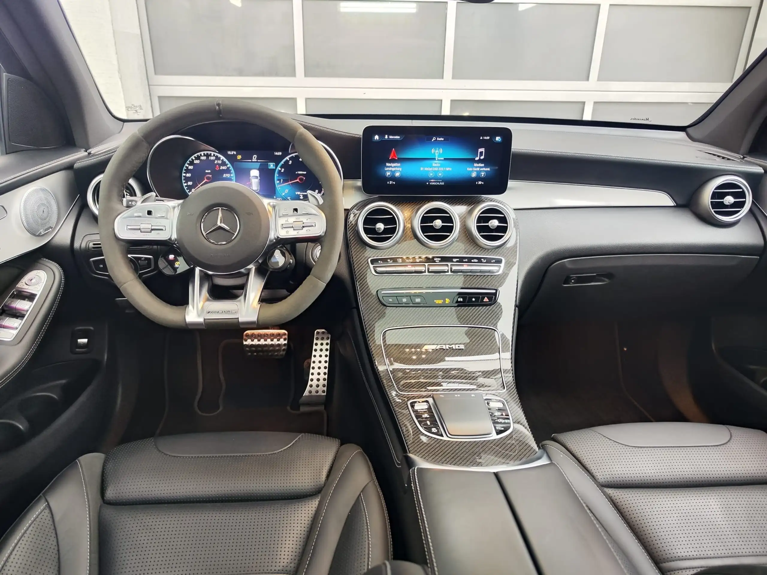 Mercedes-Benz - GLC 63 AMG