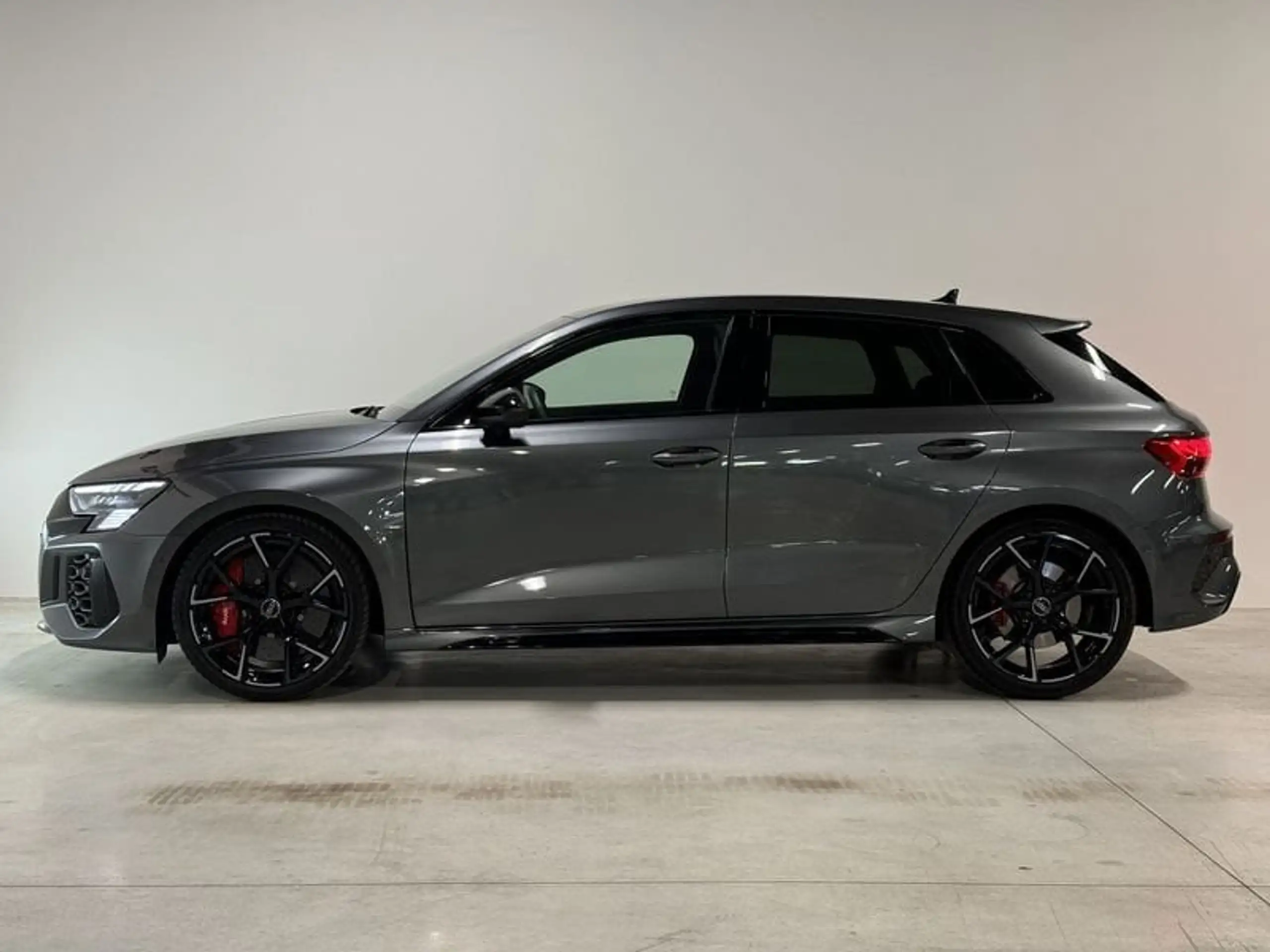 Audi - RS3