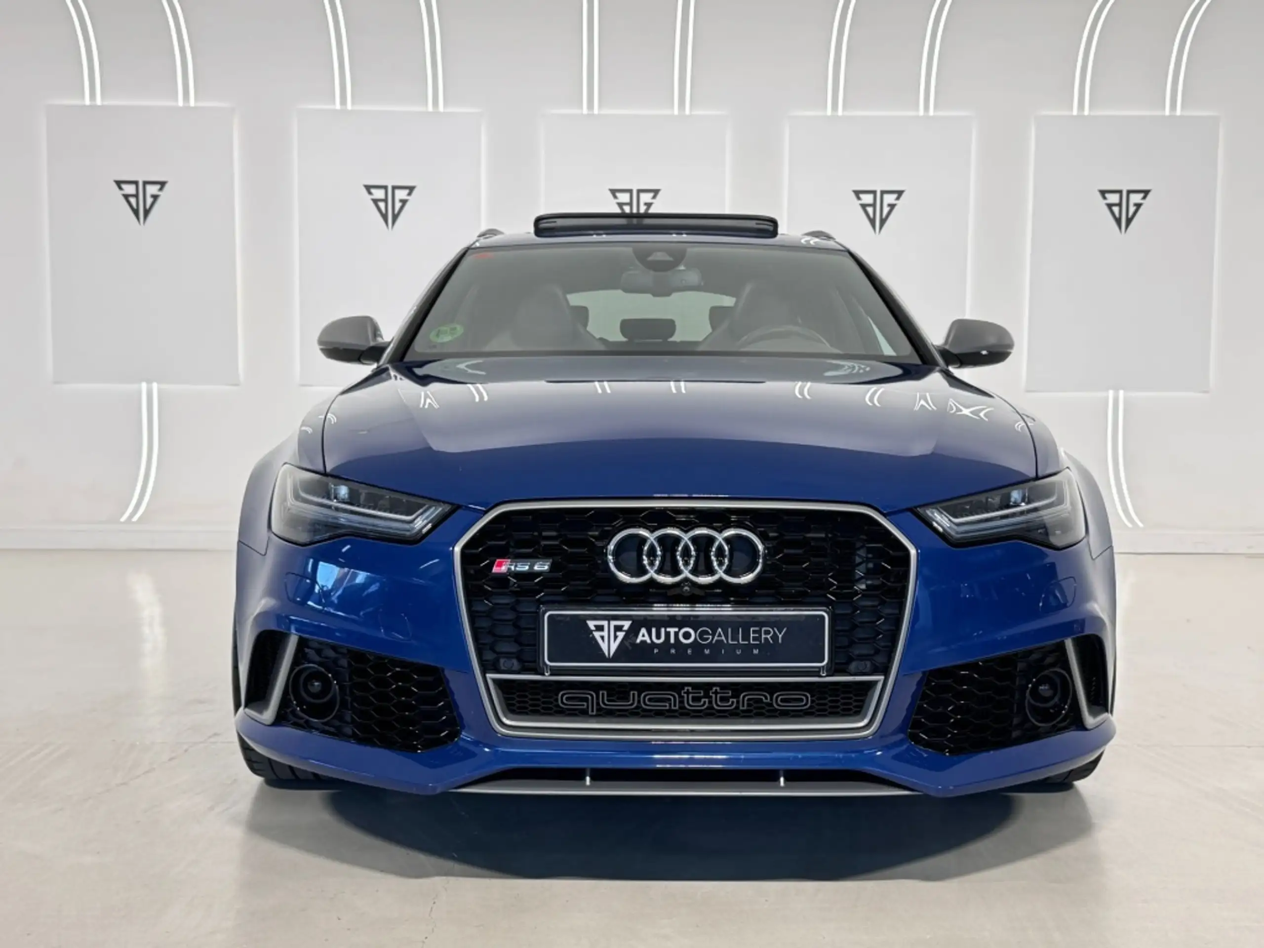 Audi - RS6