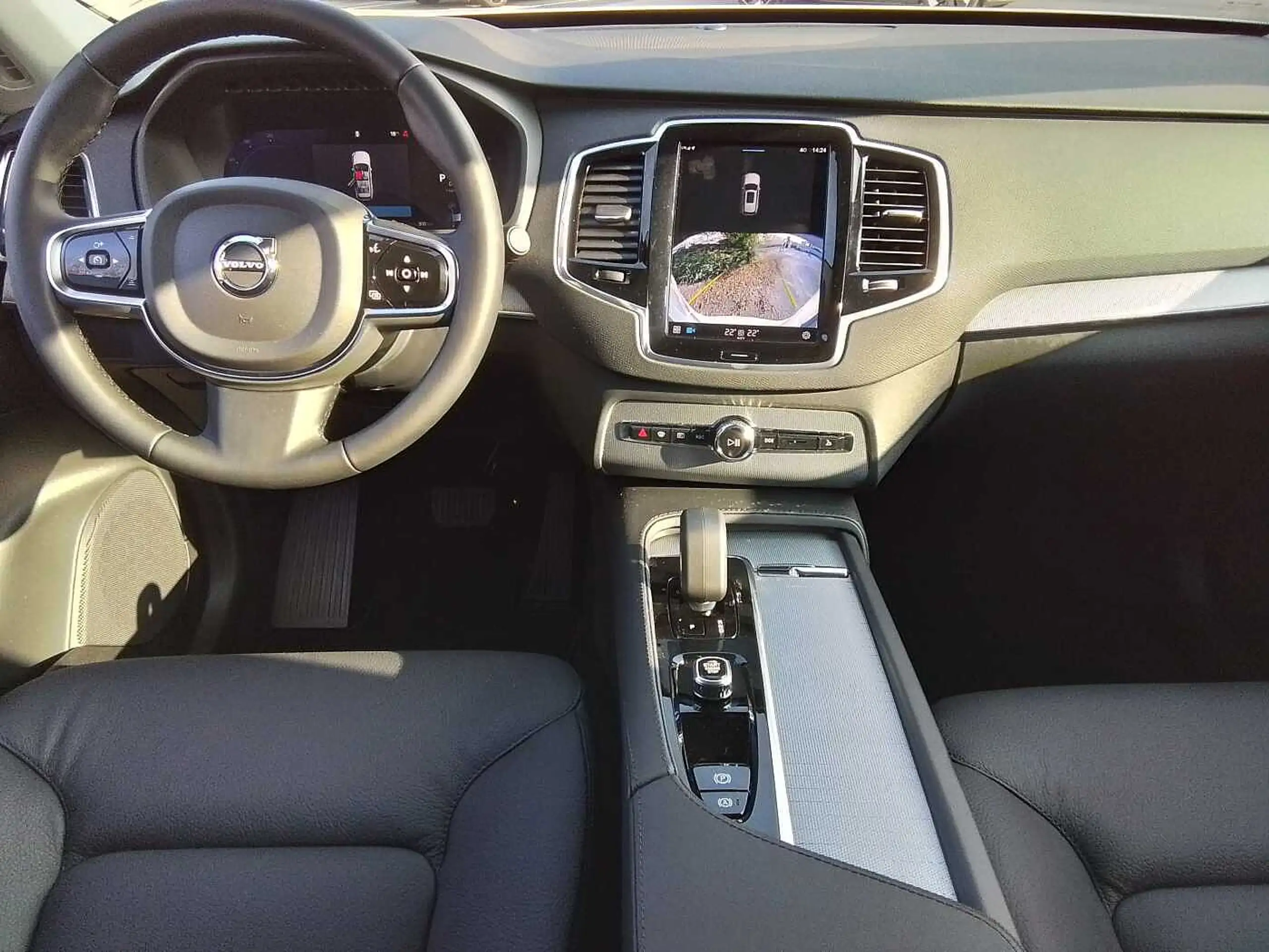 Volvo - XC90