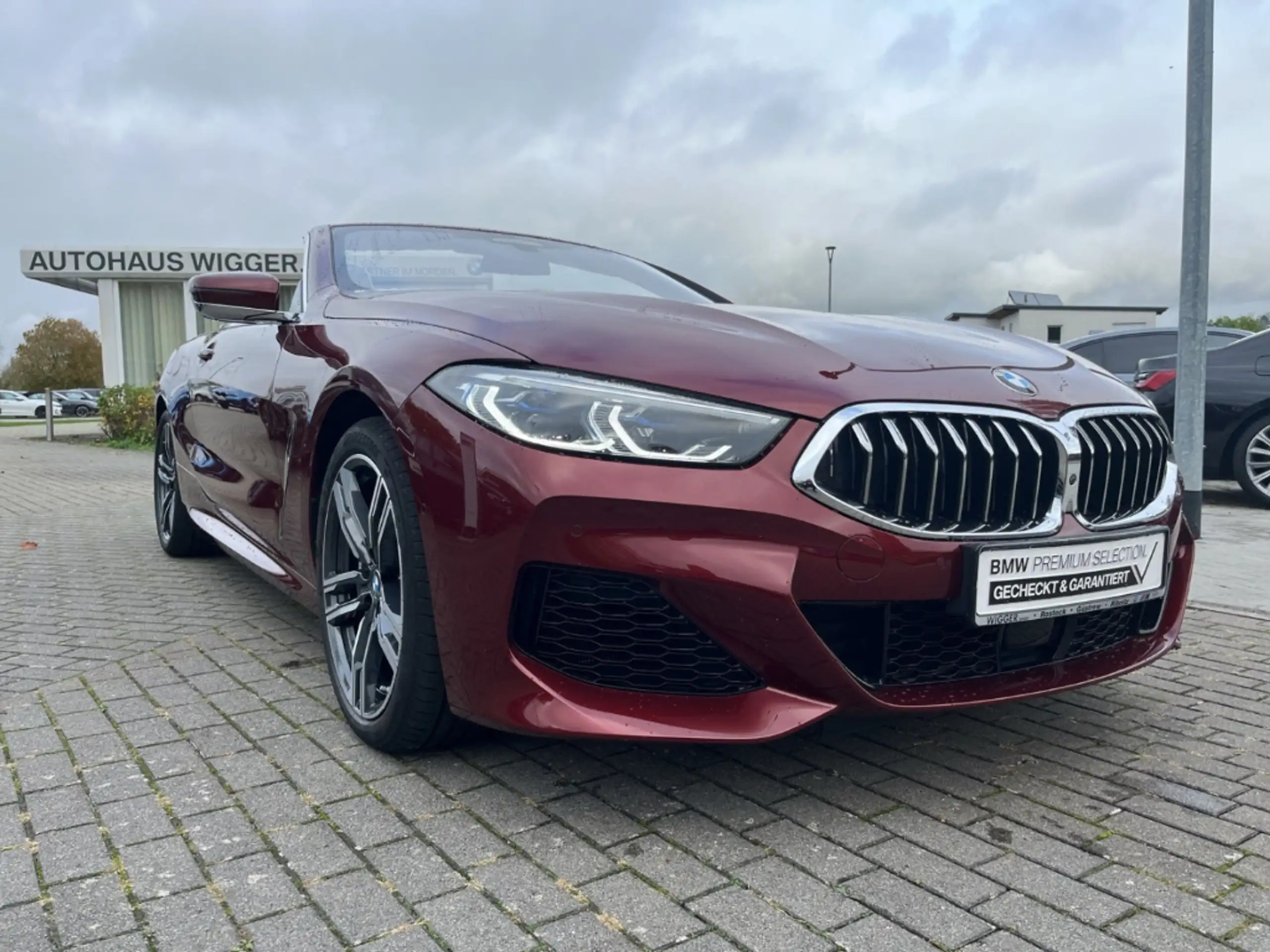 BMW - 840