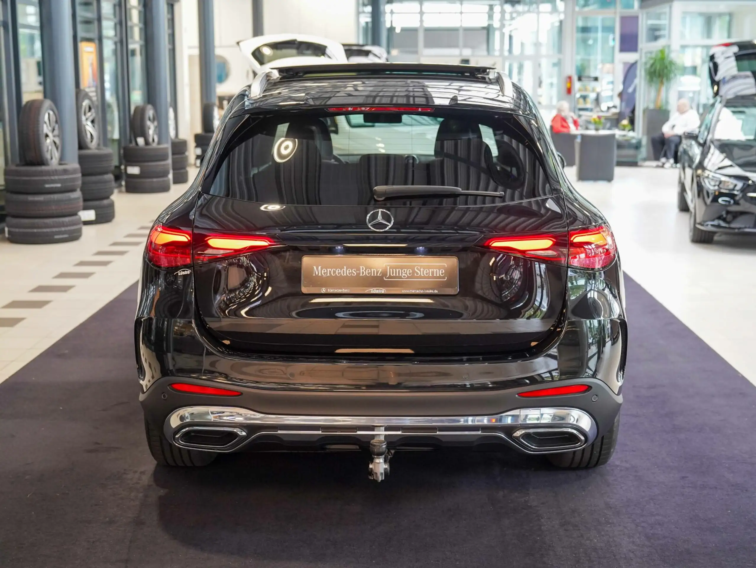 Mercedes-Benz - GLC 220