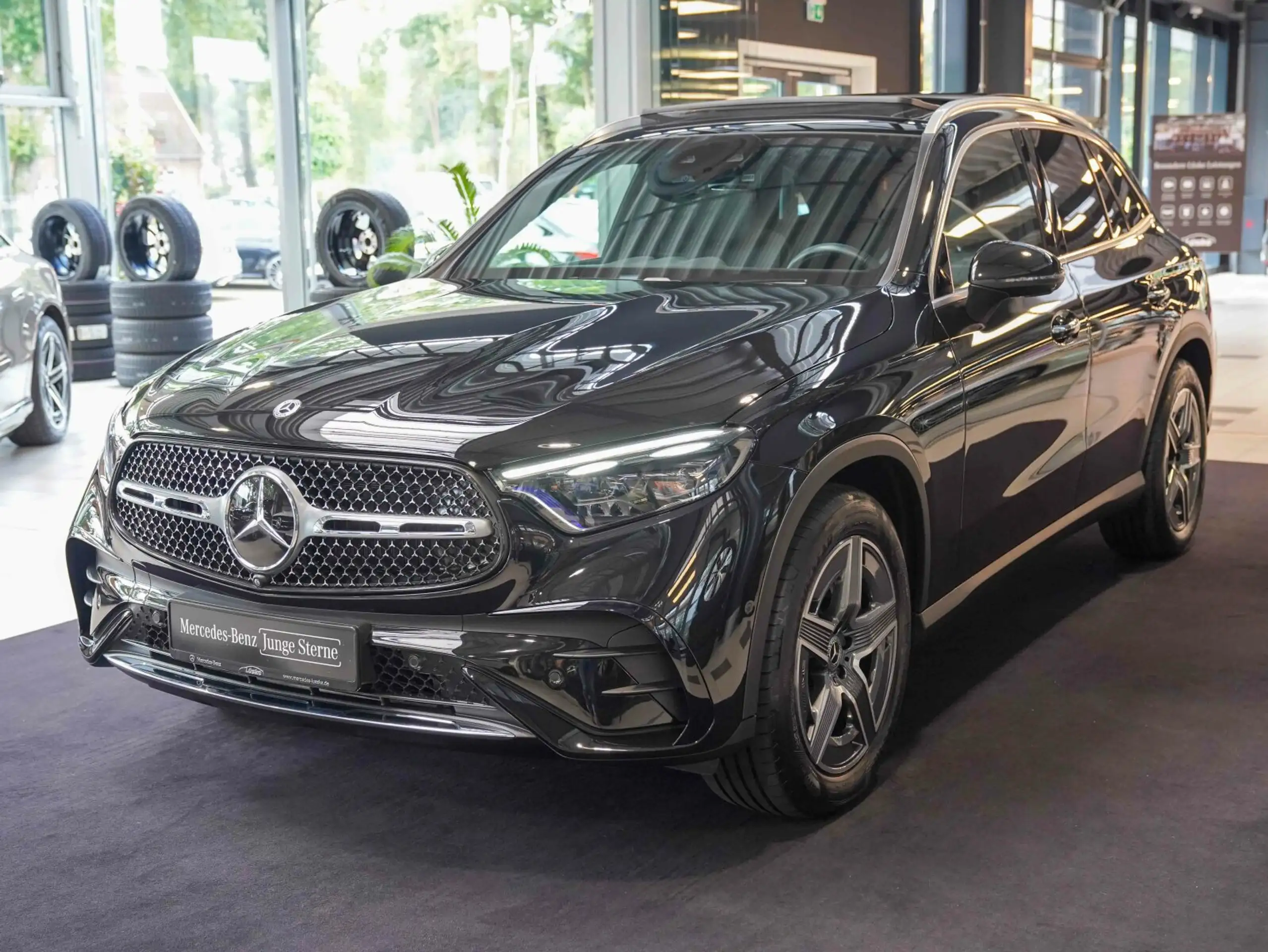 Mercedes-Benz - GLC 220