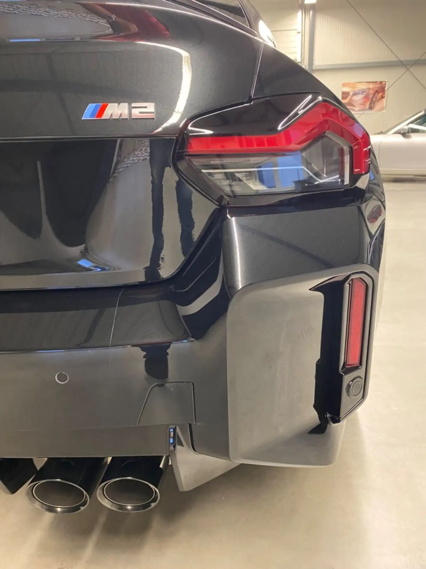 BMW - M2