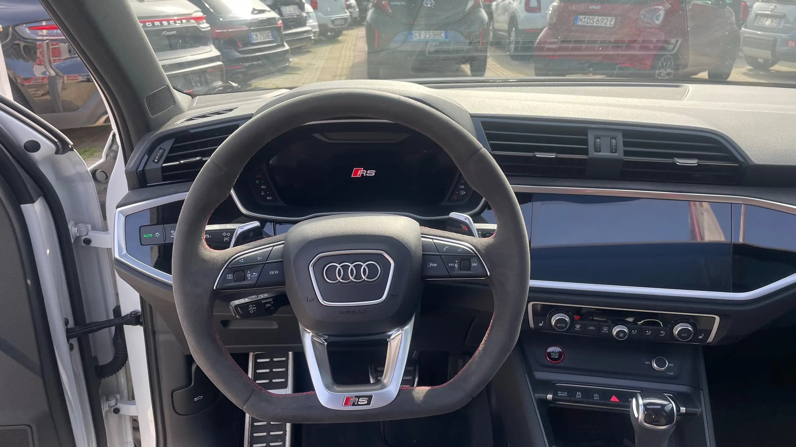 Audi - RS Q3