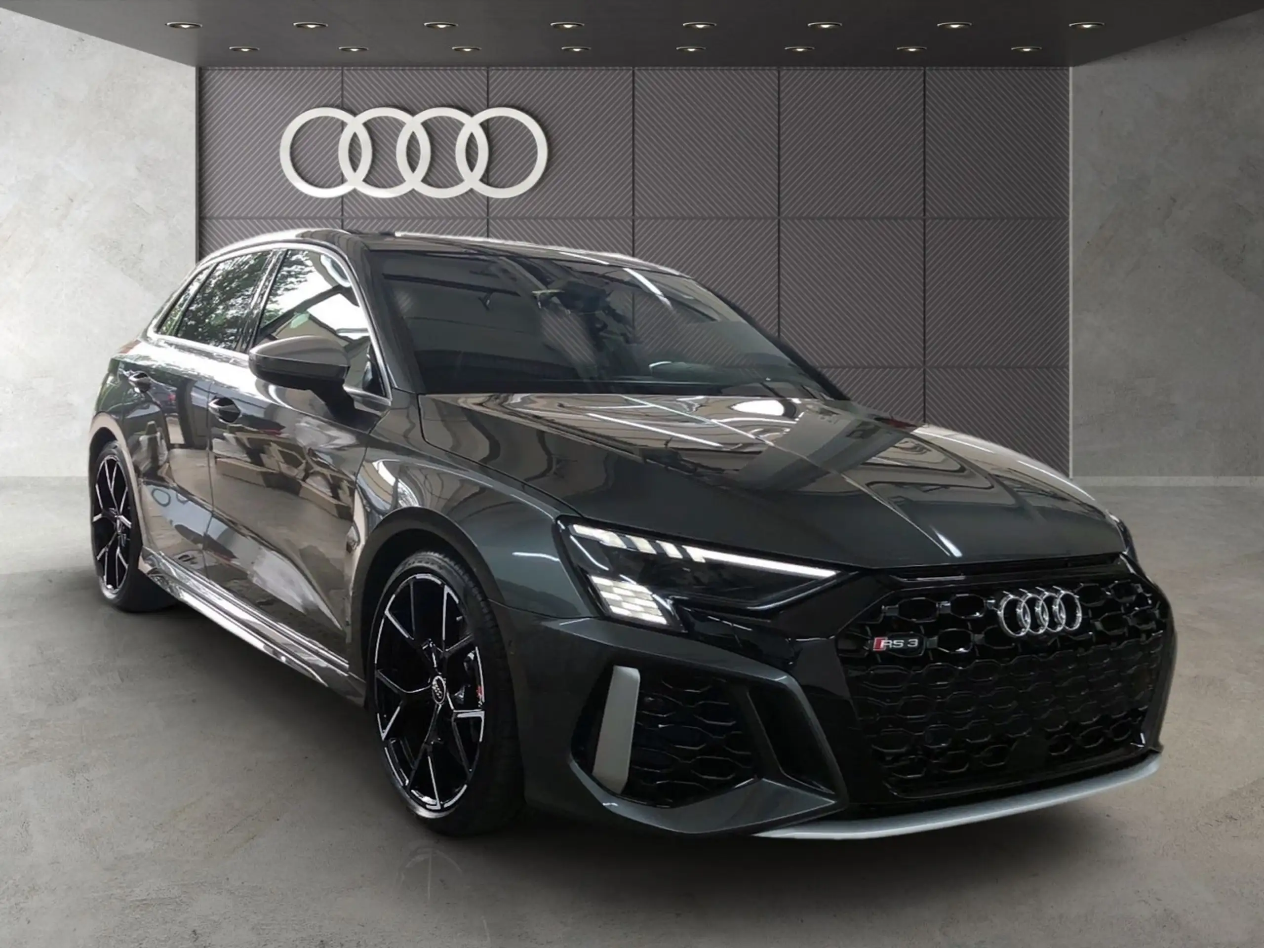 Audi - RS3