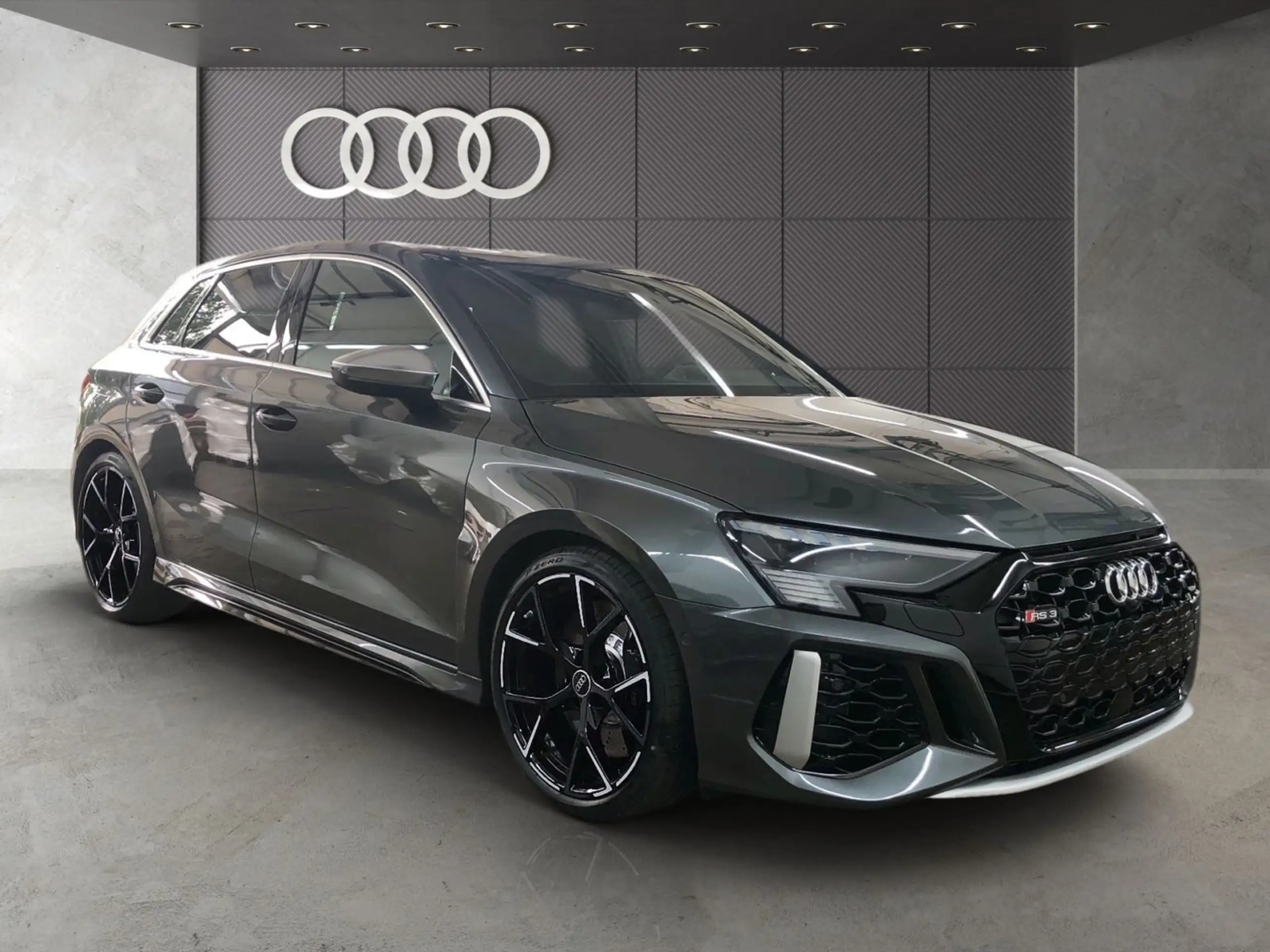 Audi - RS3