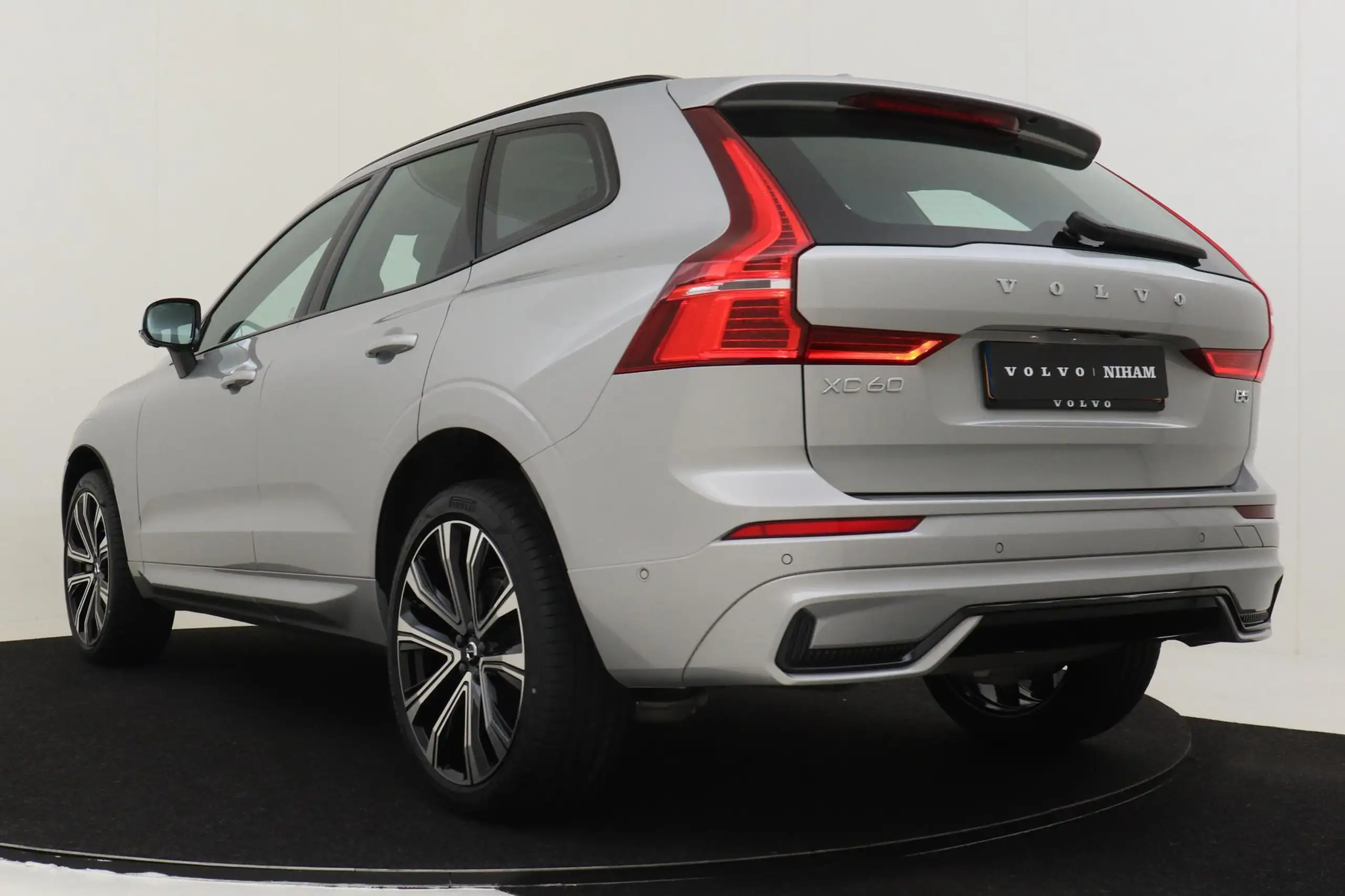 Volvo - XC60