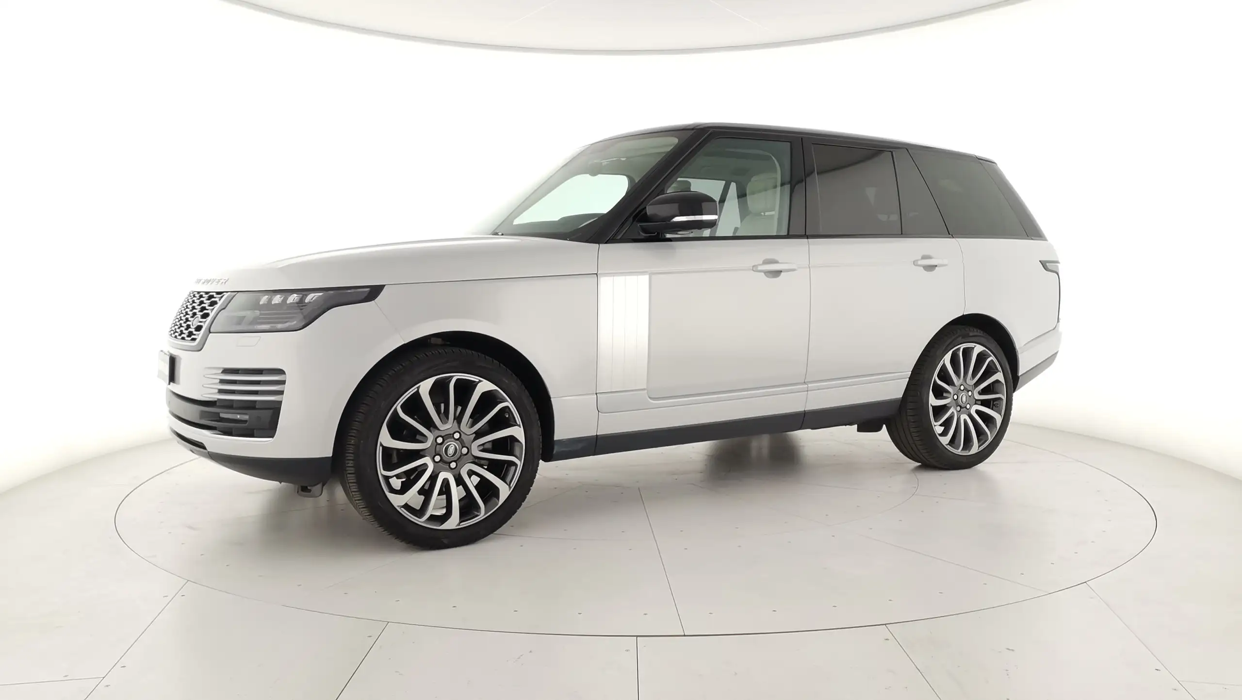 Land Rover - Range Rover