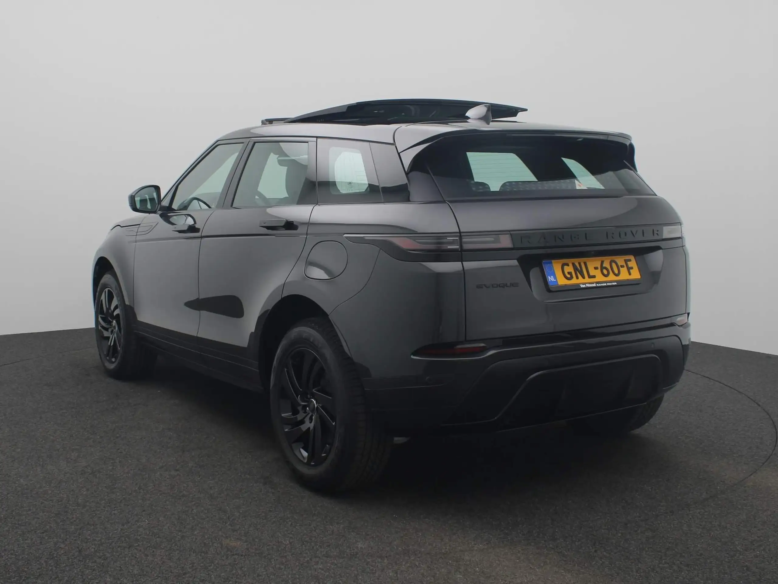 Land Rover - Range Rover Evoque