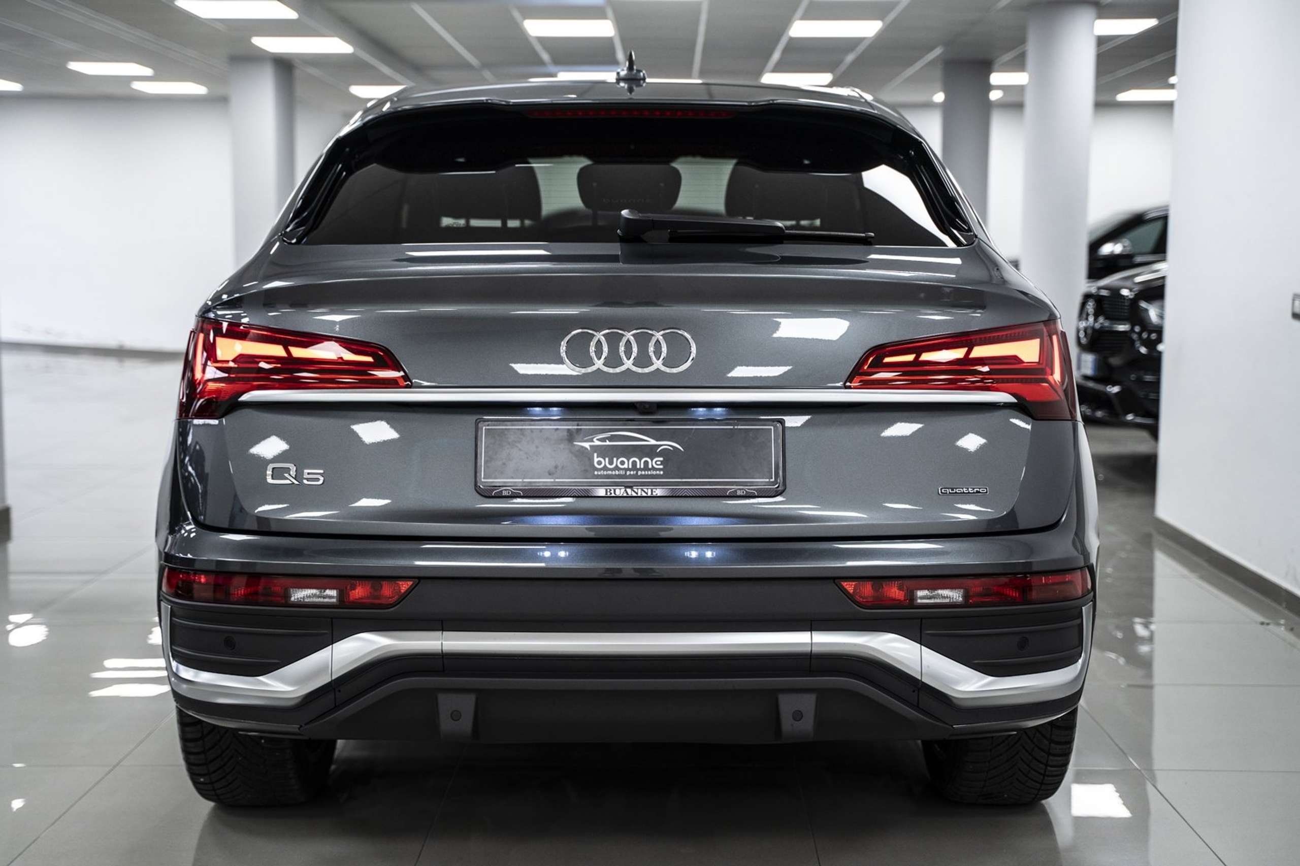 Audi - Q5