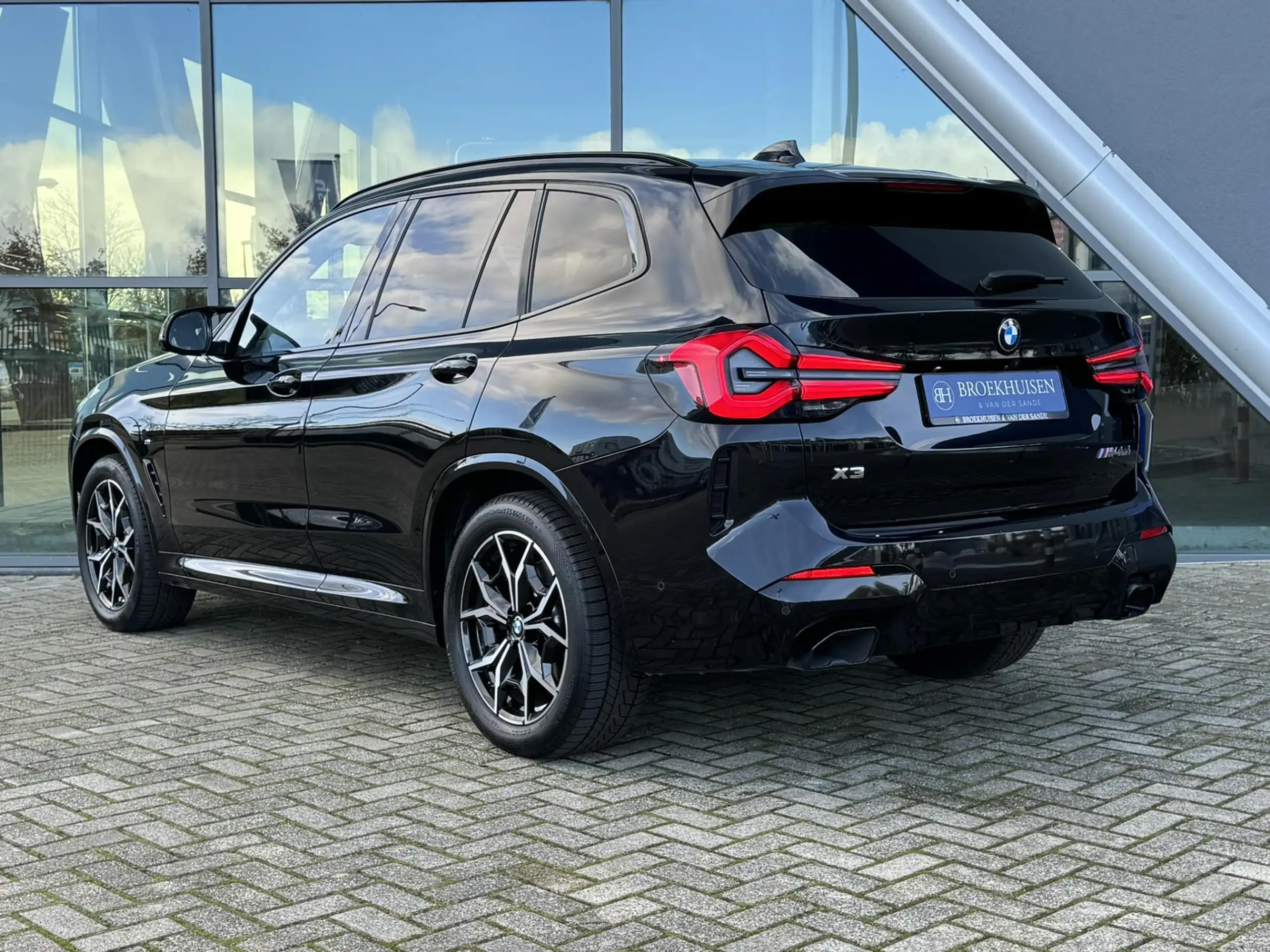 BMW - X3