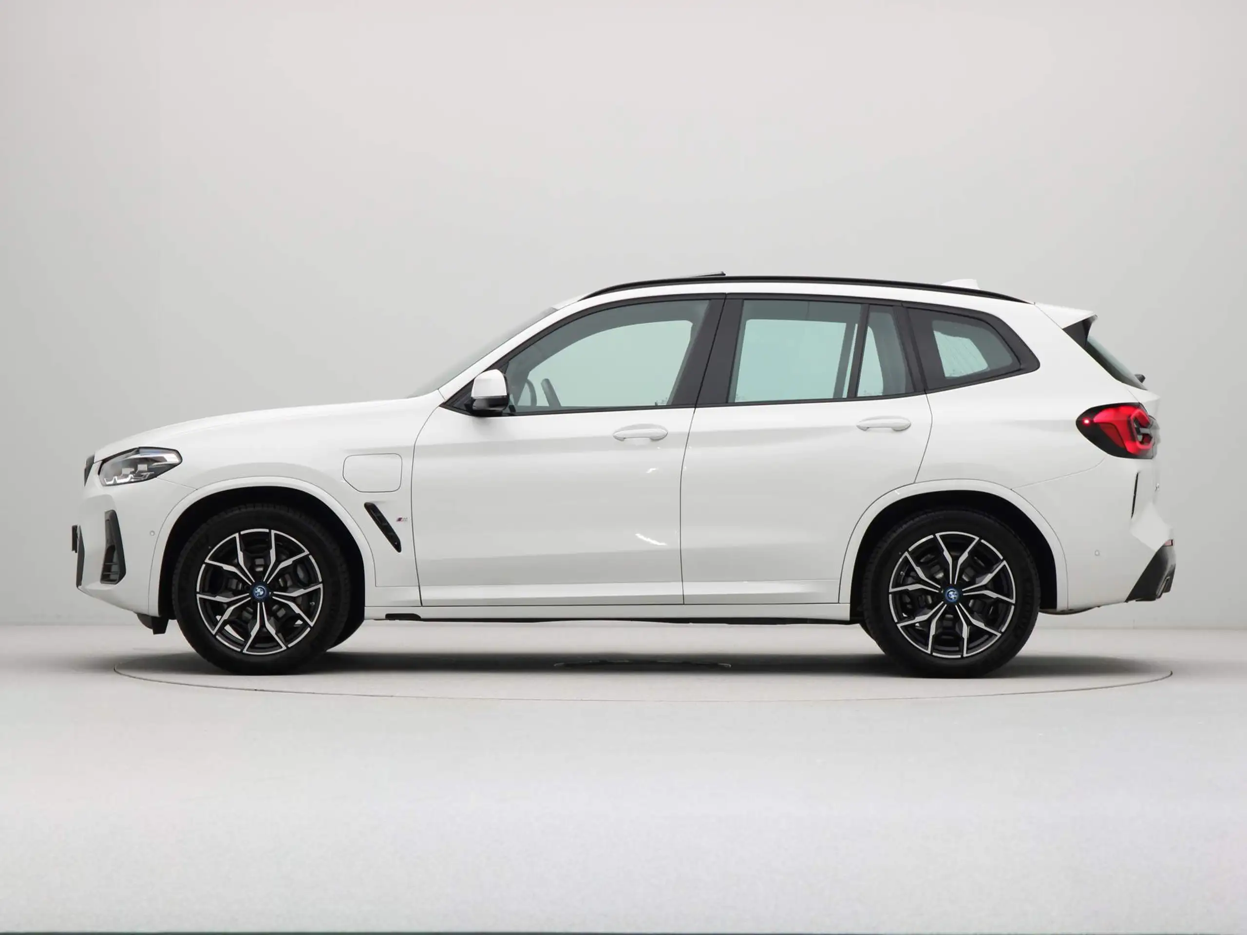 BMW - X3