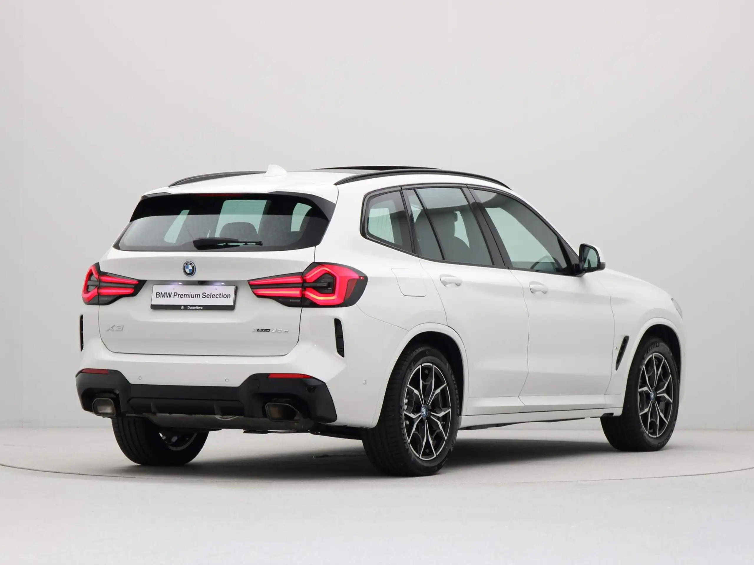 BMW - X3