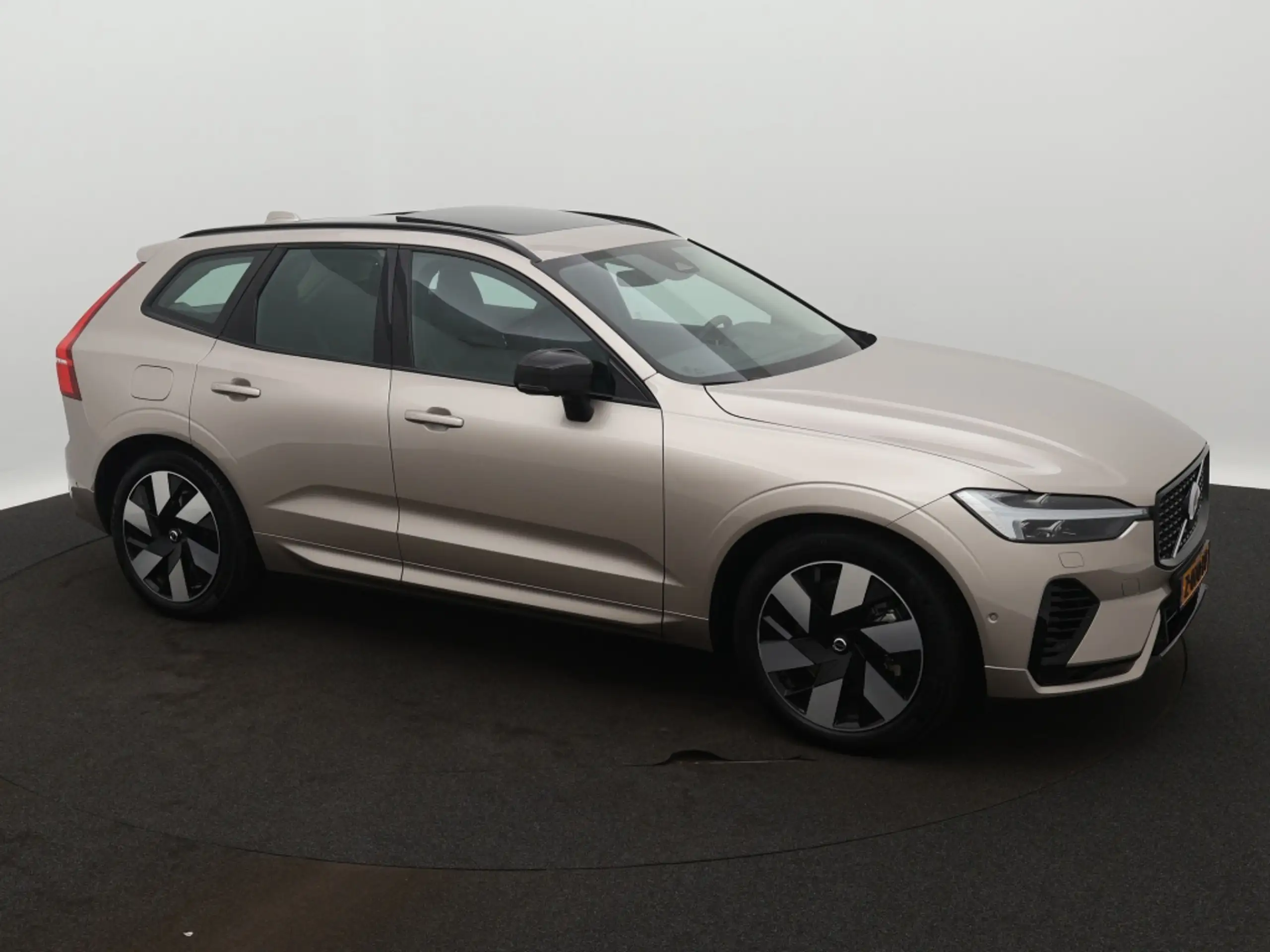 Volvo - XC60